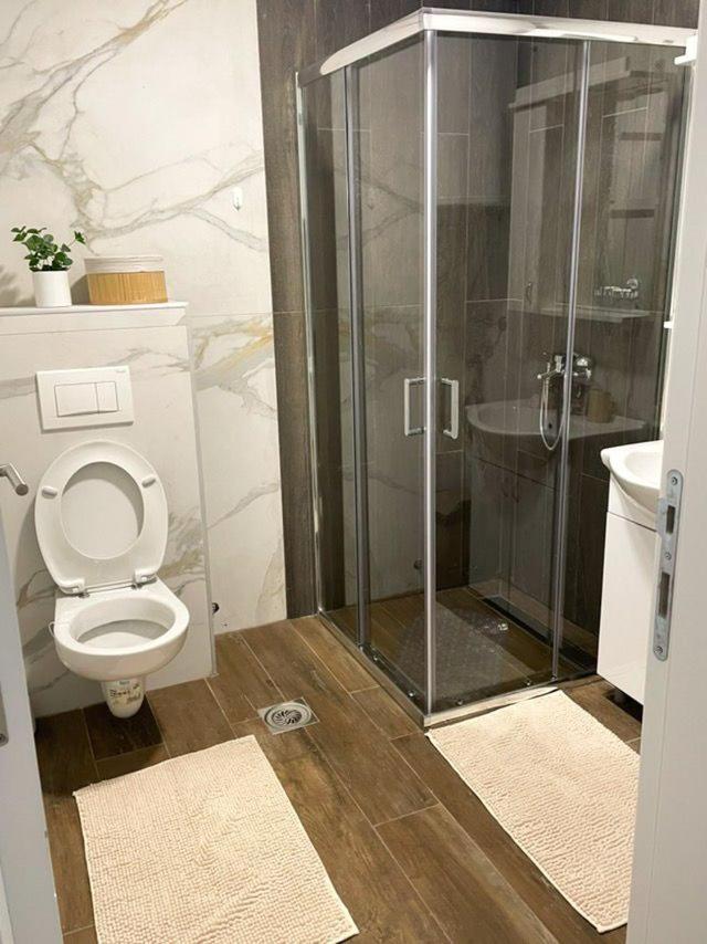 Woody apartman