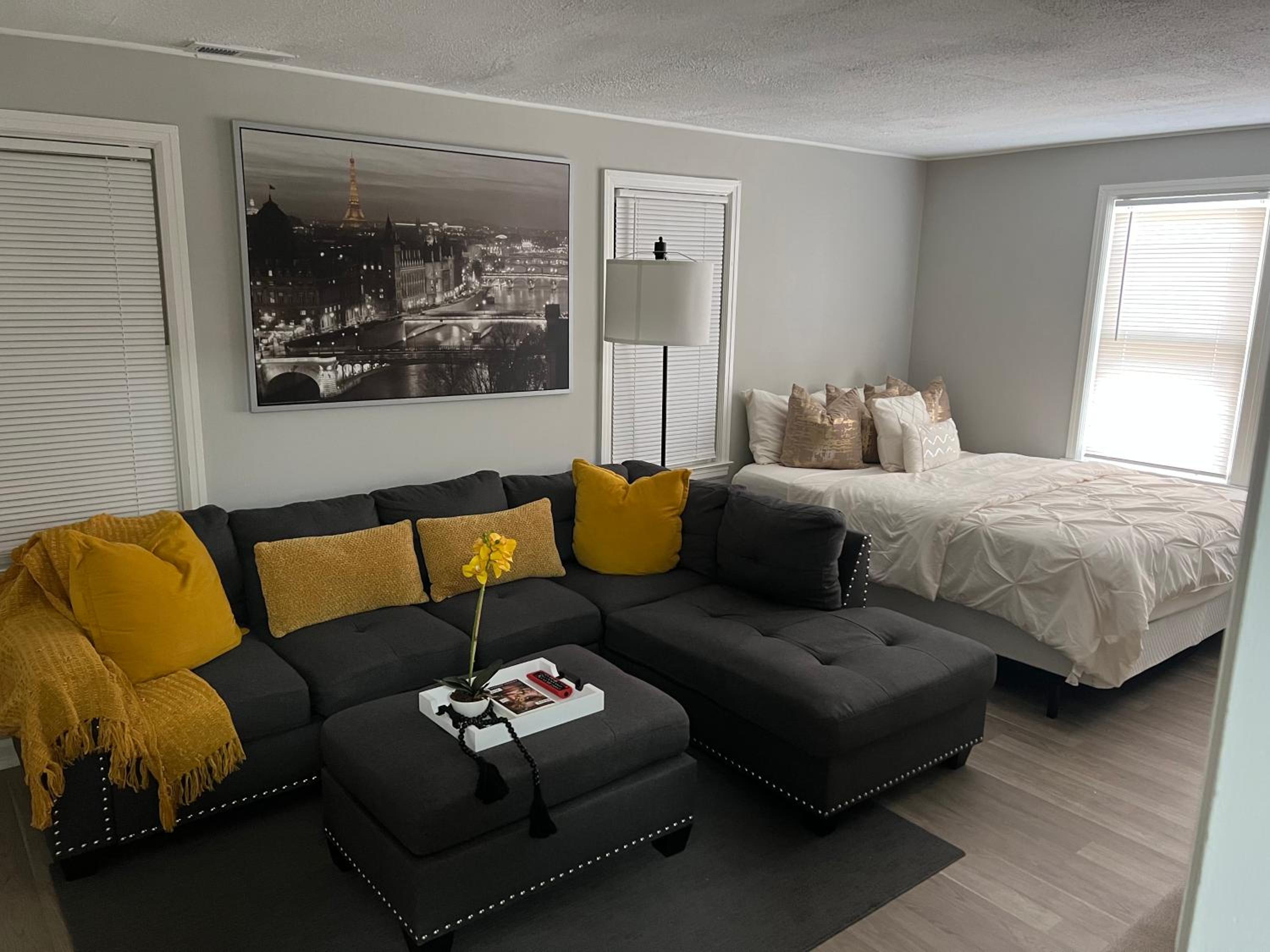 Cozy Studio Centrally Located