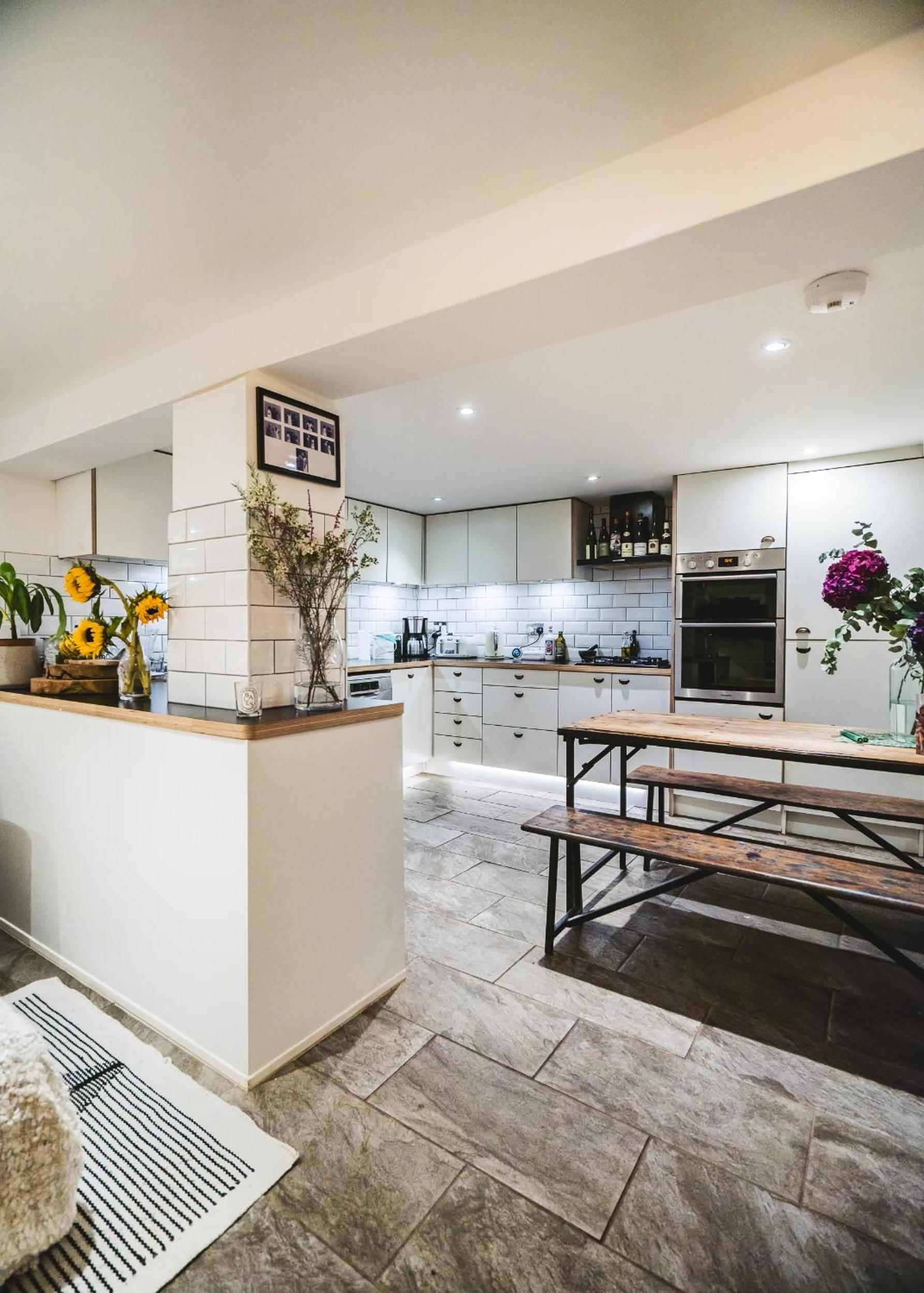 Stunning 2BR, split-level Flat w garden, Deptford