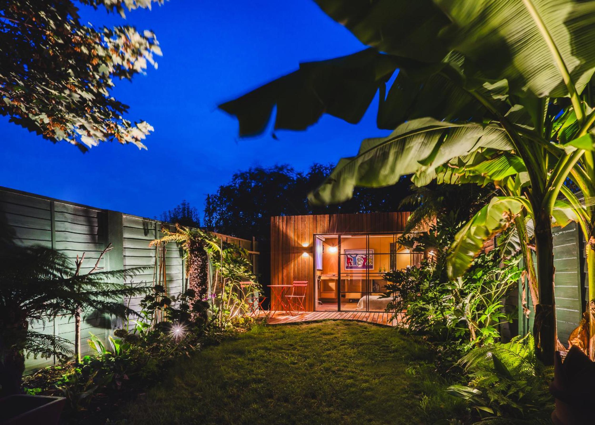 Stunning 2BR, split-level Flat w garden, Deptford
