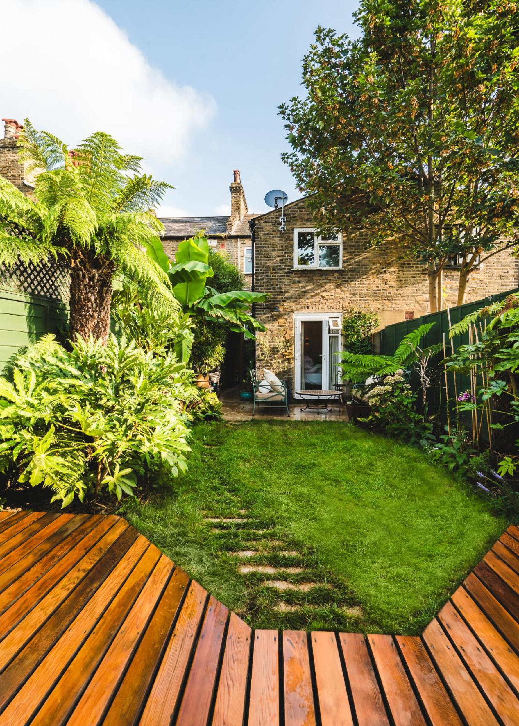 Stunning 2BR, split-level Flat w garden, Deptford