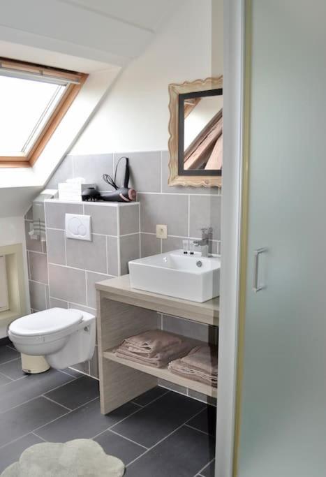Vakantiewoning 't Sevencoote - terras - privé parking - Zevekote