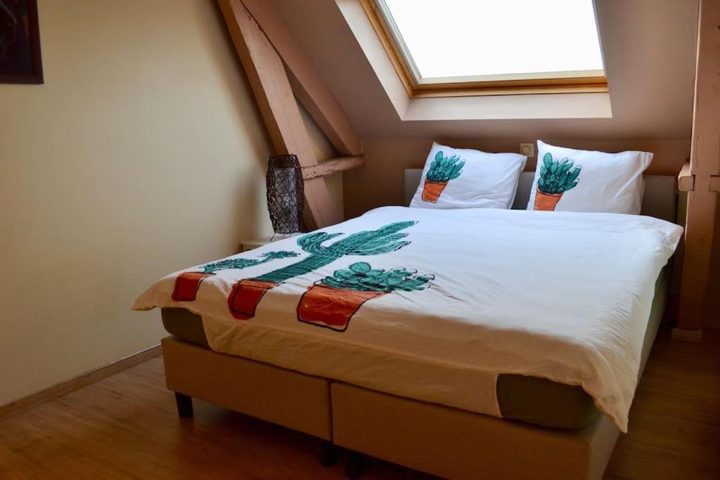 Vakantiewoning 't Sevencoote - terras - privé parking - Zevekote