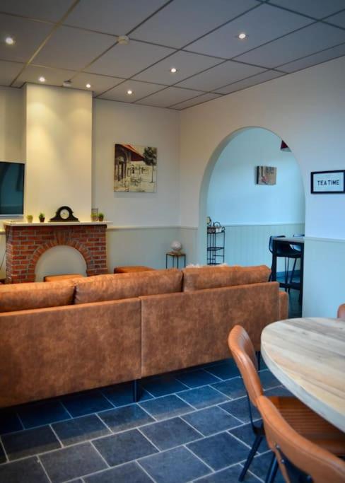 Vakantiewoning 't Sevencoote - terras - privé parking - Zevekote