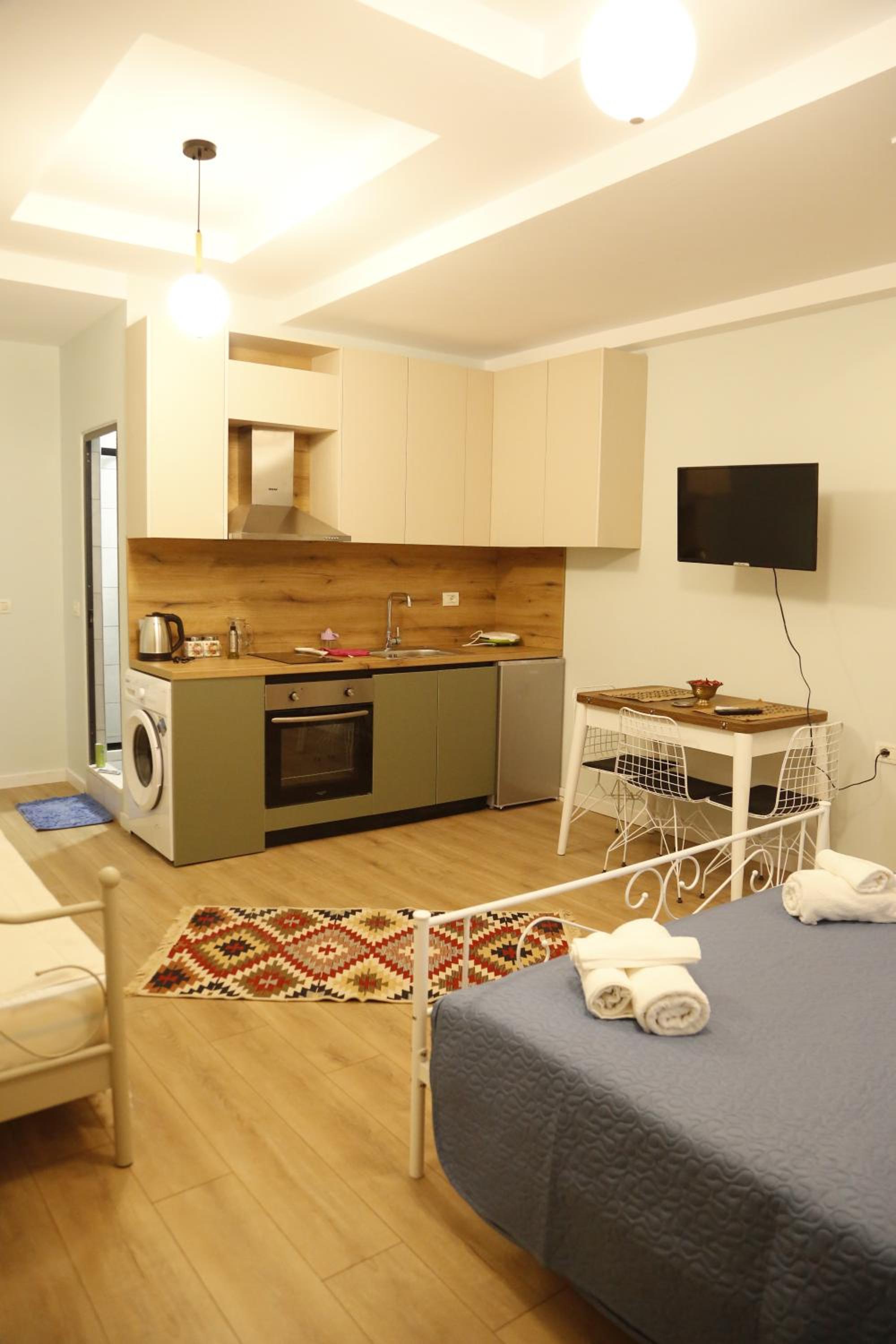 Illyrian studio apartment 1