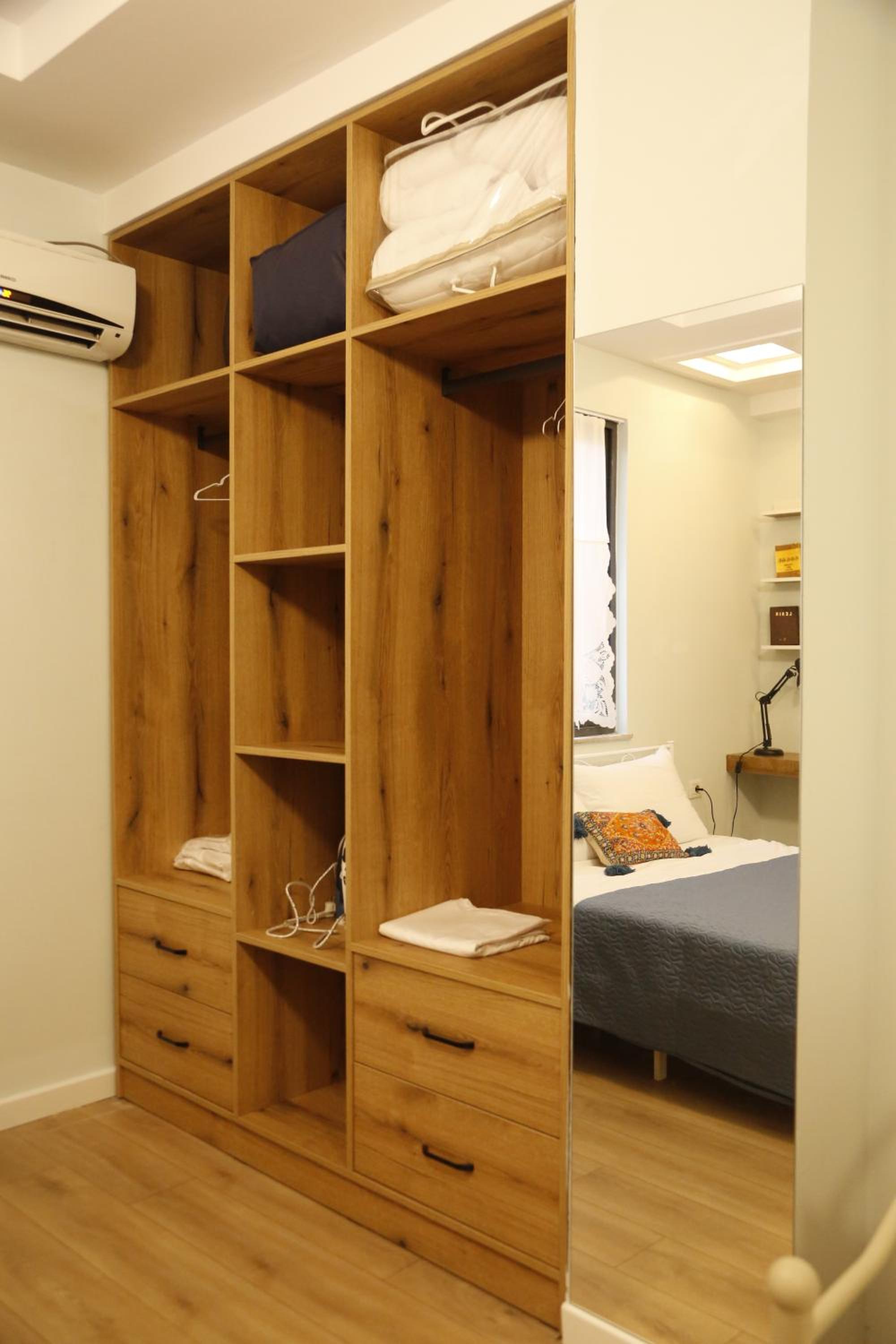Illyrian studio apartment 1