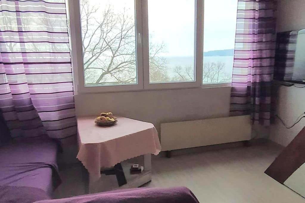 The Bay View - Your Room