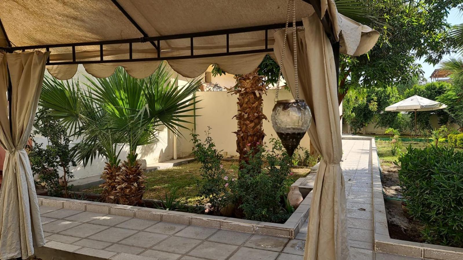 Senmut Luxory Apartments