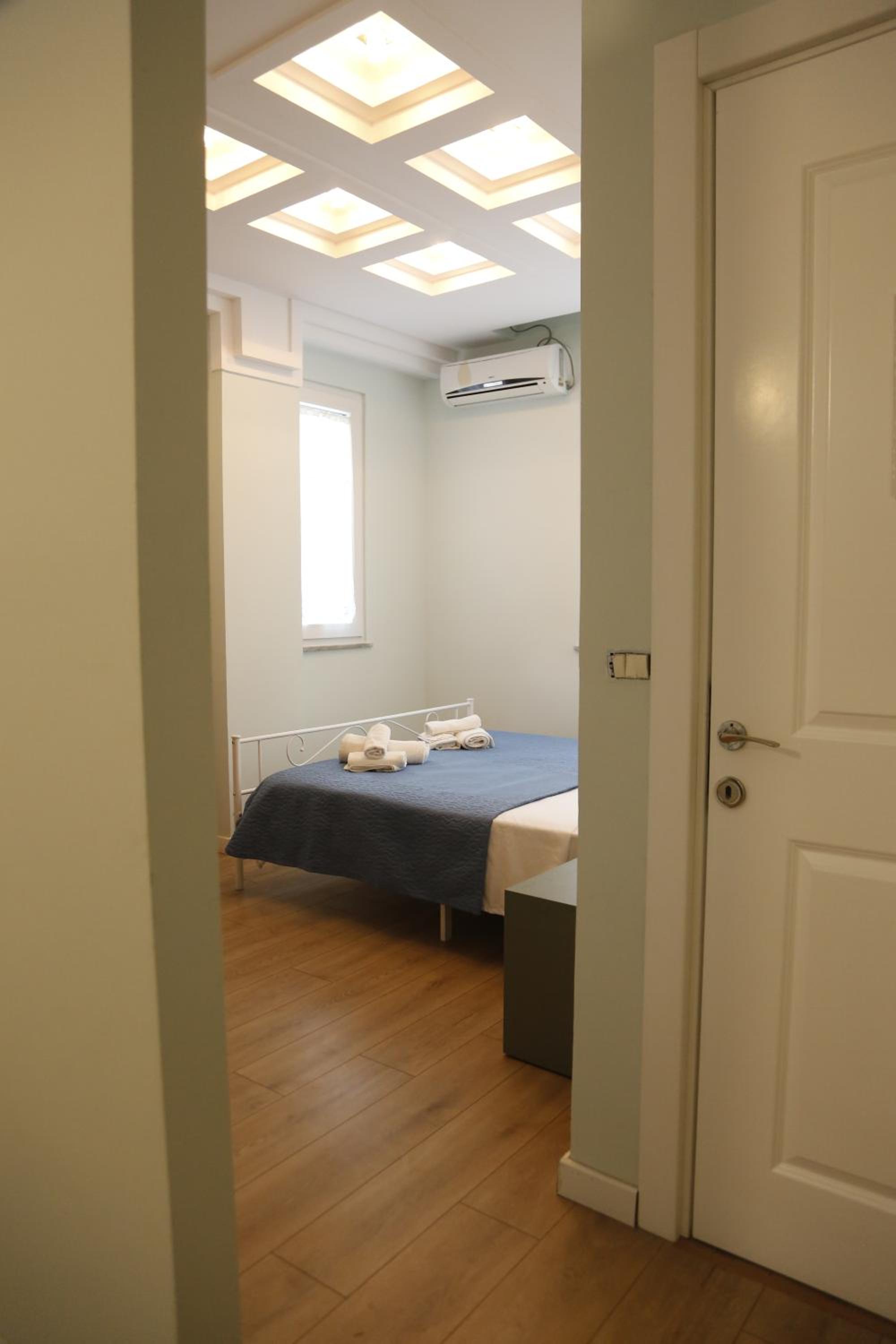 Illyrian studio apartment 2