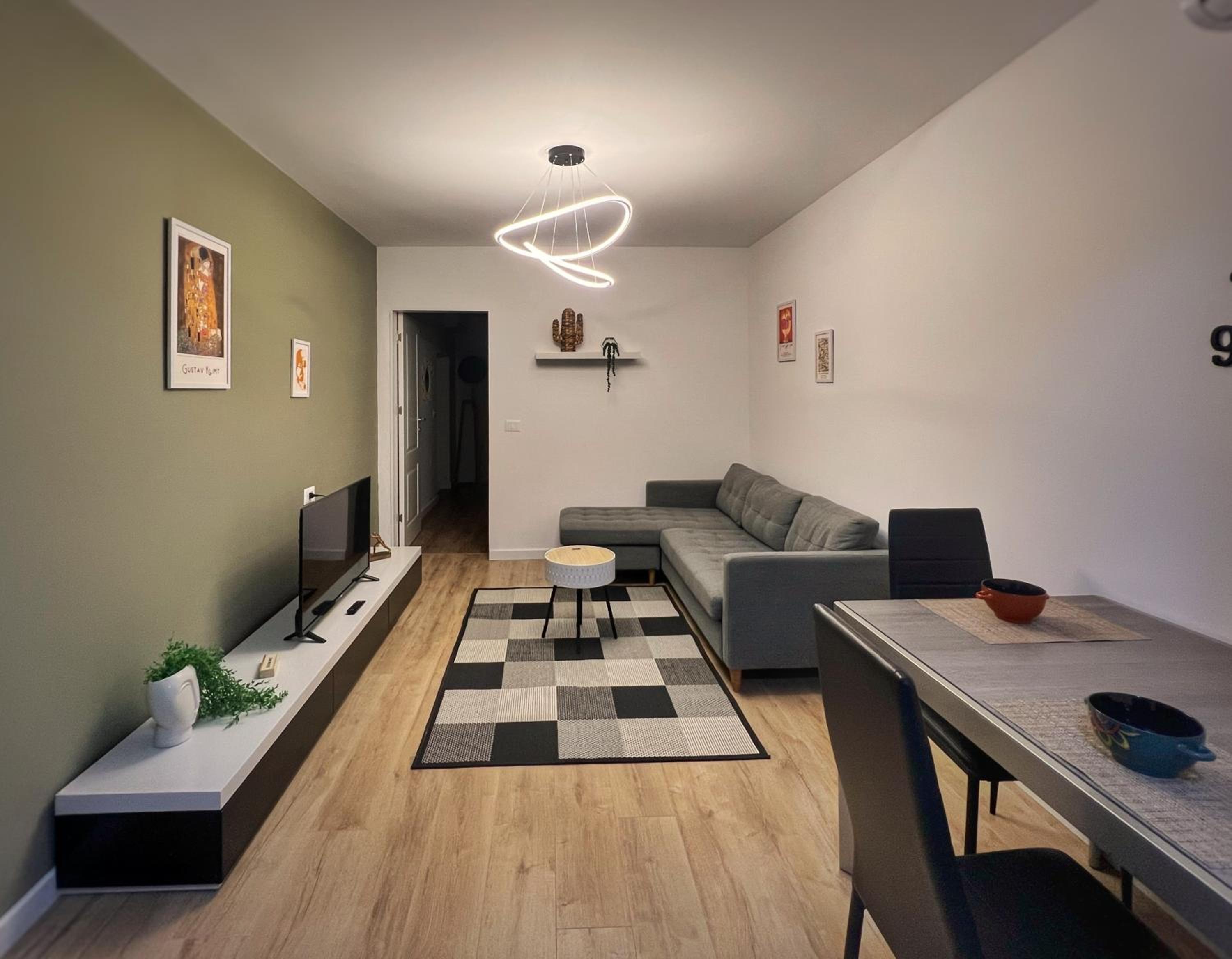 New Bazaar Cane Apartment 3