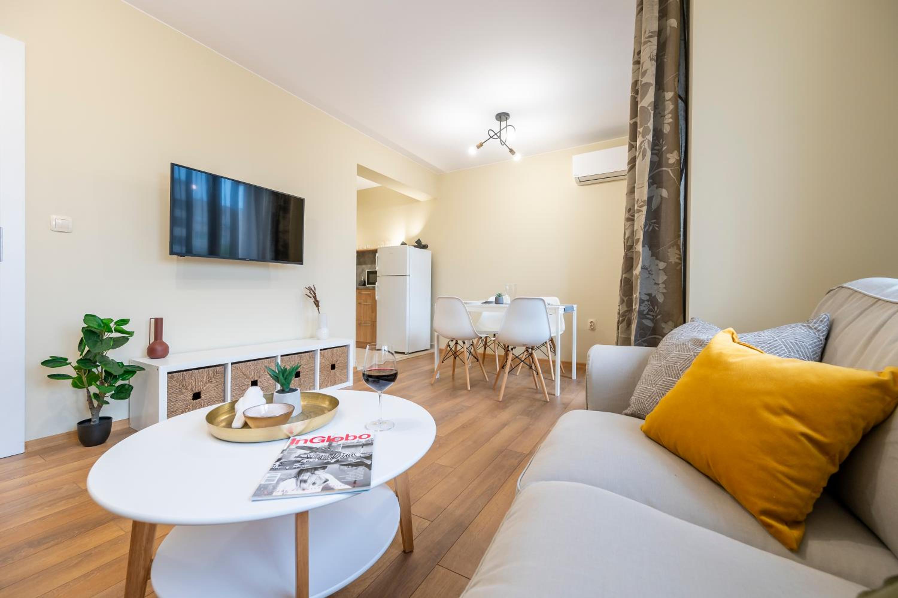 Three Lilies Apartments