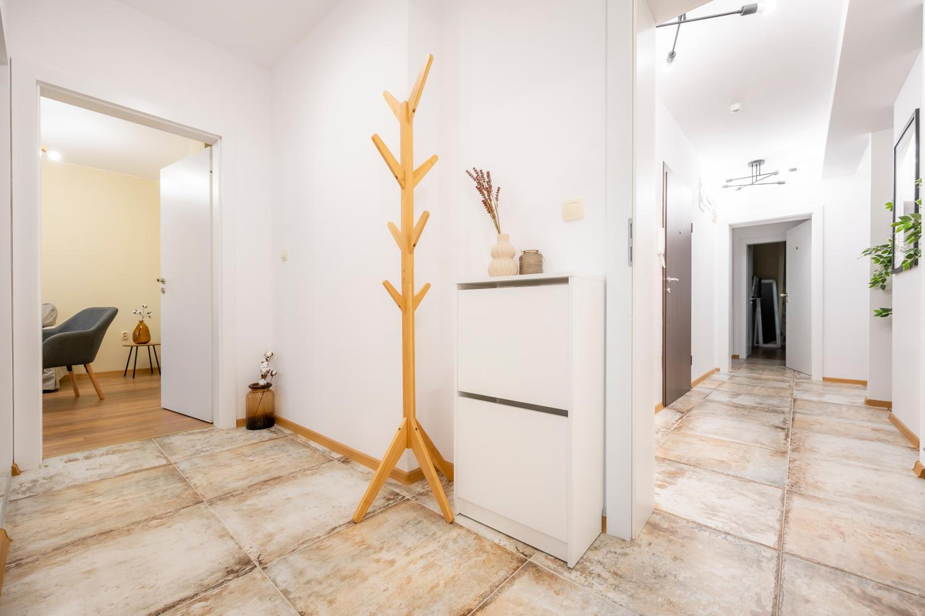 Three Lilies Apartments