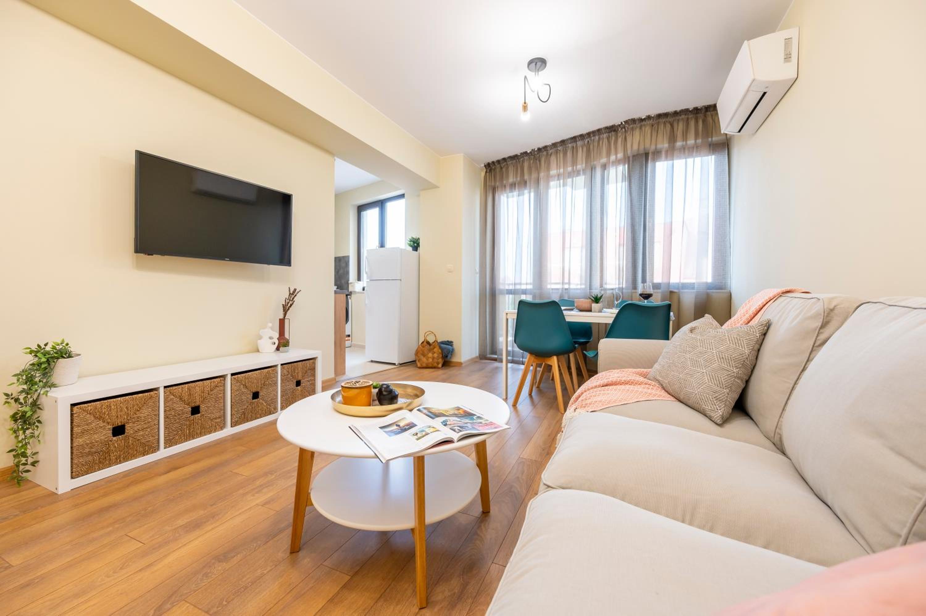 Three Lilies Apartments