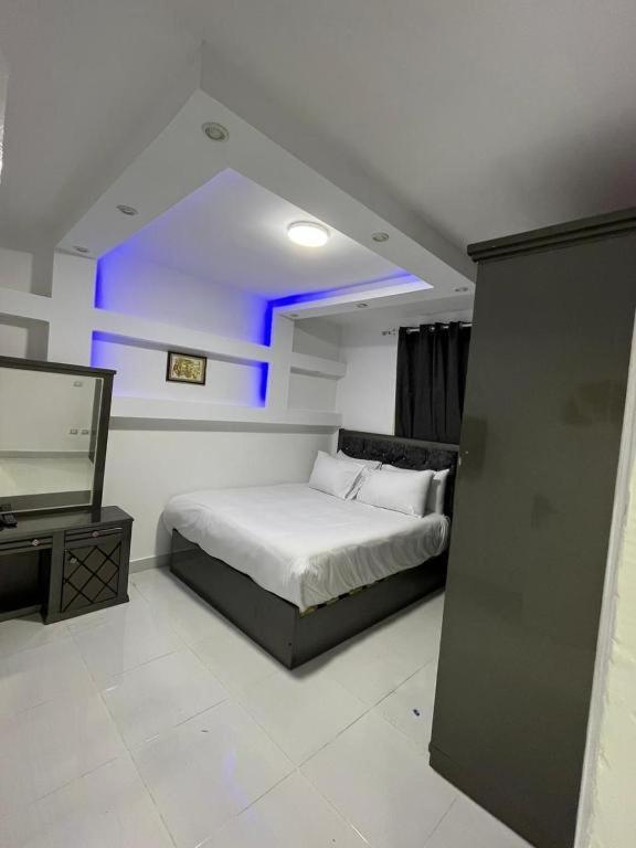 Heaven Pyramids View Apartment