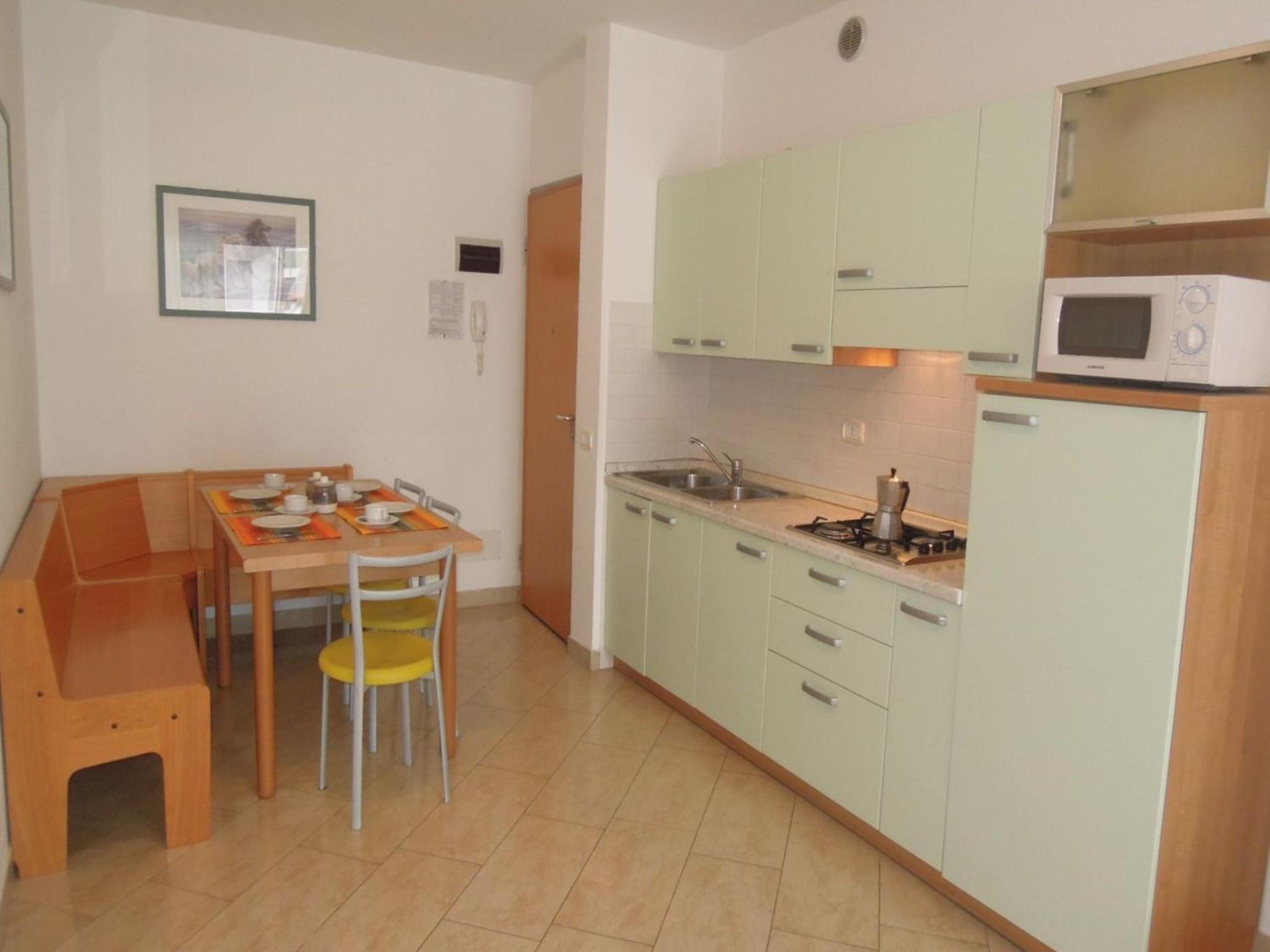 Lovely flat next to the beach-Beahost view 2