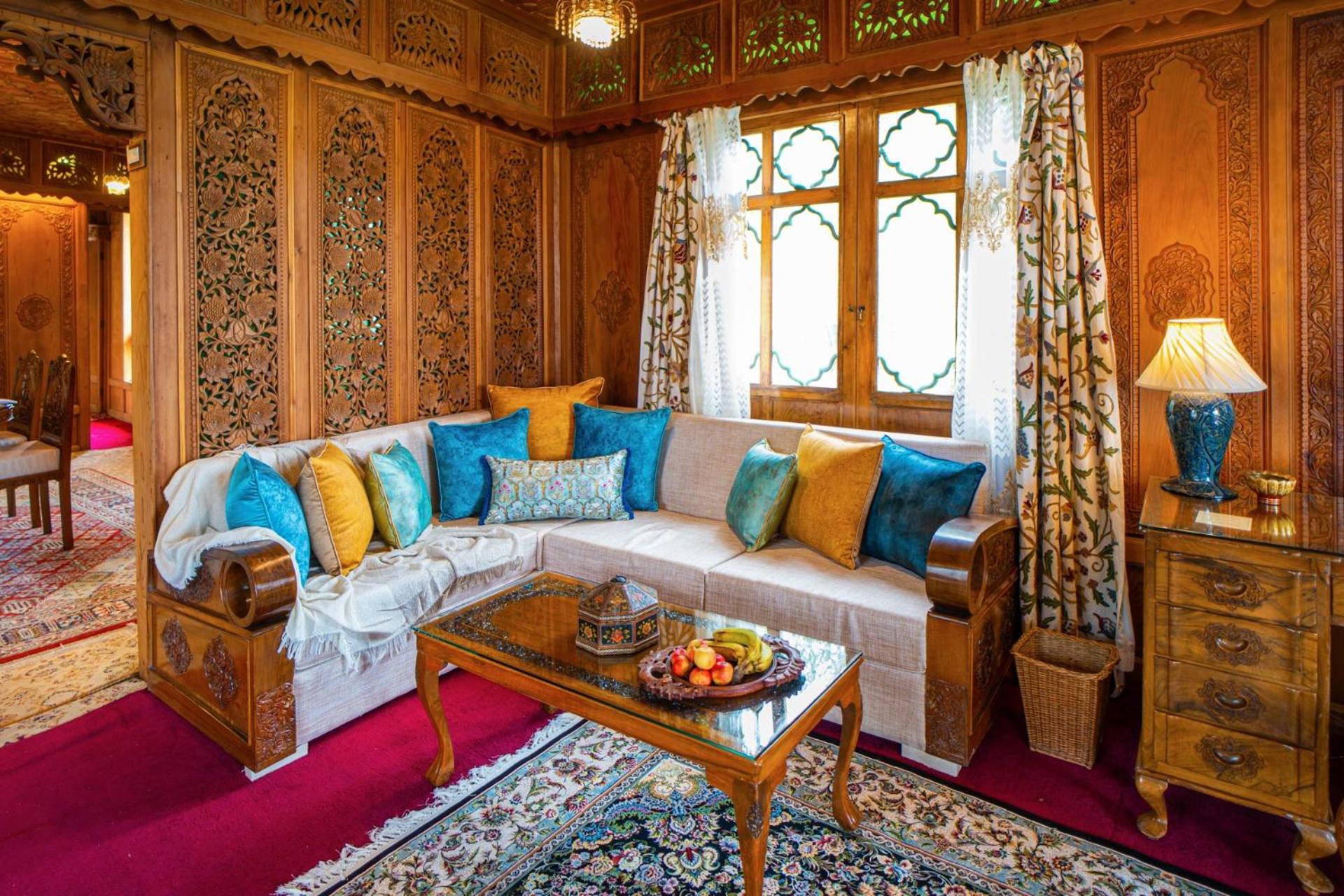 LohonoStays Harmukh Houseboat