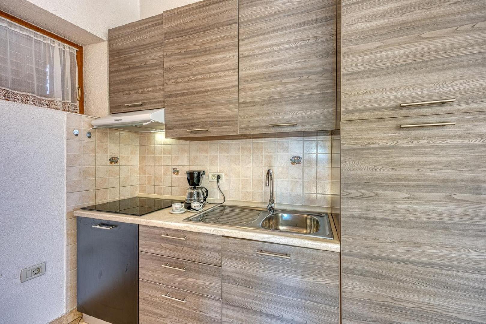 Old Town Apartments in Umag view 4