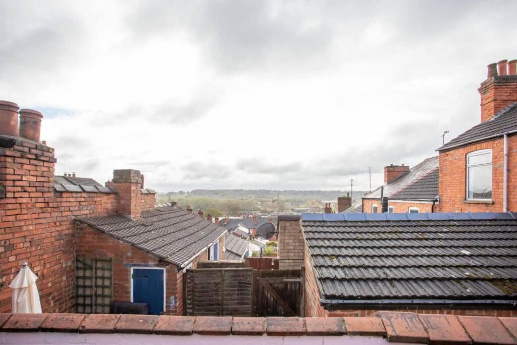 Cosy home in City Centre view 4