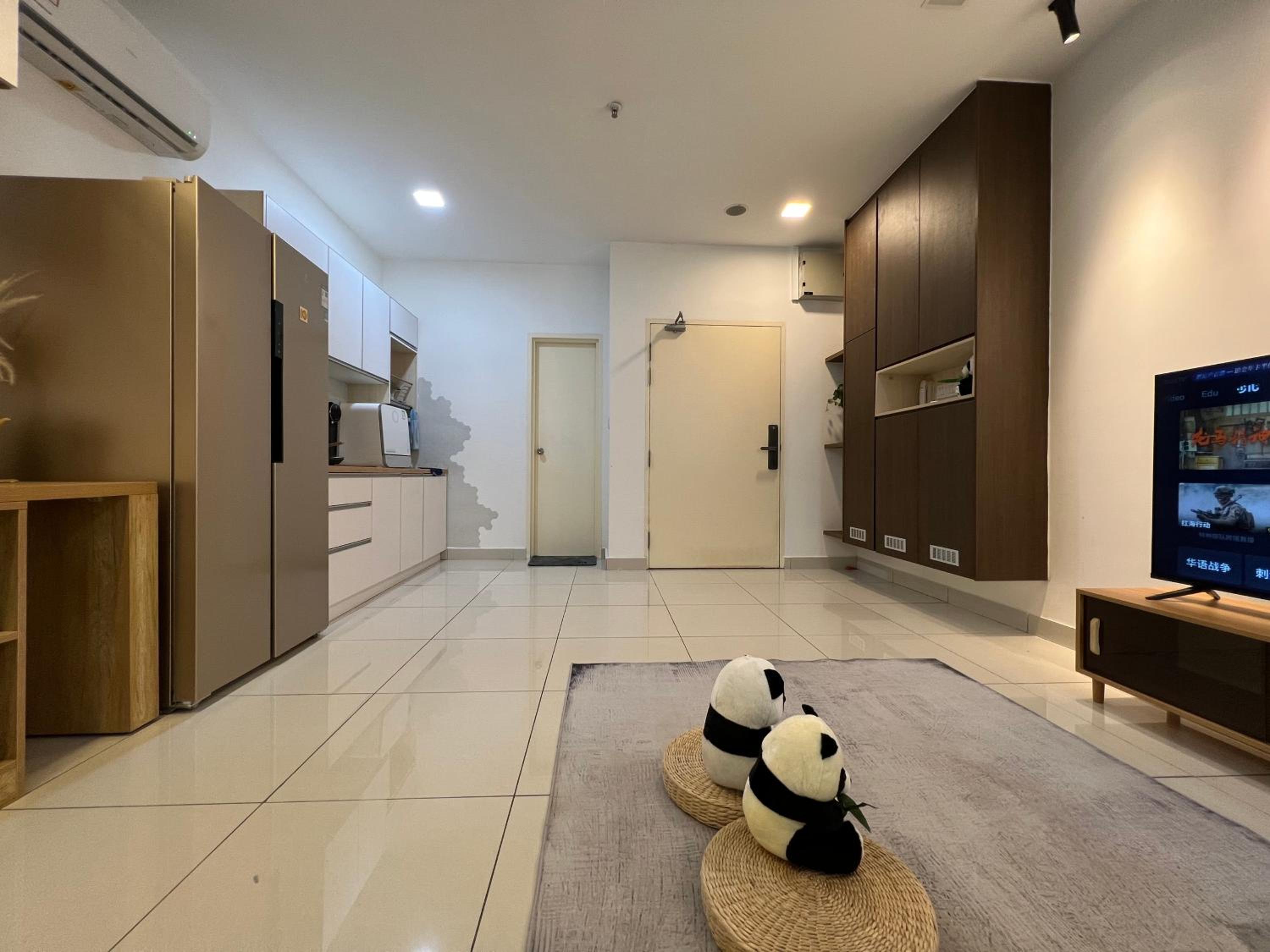 Luxury Stay With Workspace 1-6Pax 1U FreeParking High Speed WiFi photo 2