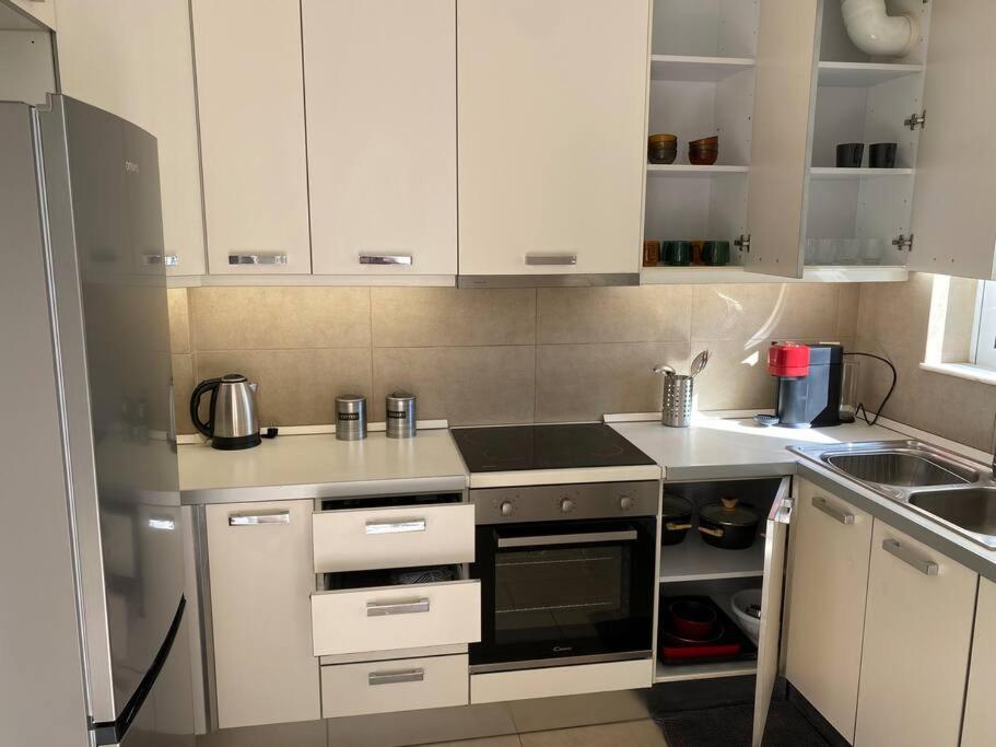 Urban Apartment in Marousi with Rural View