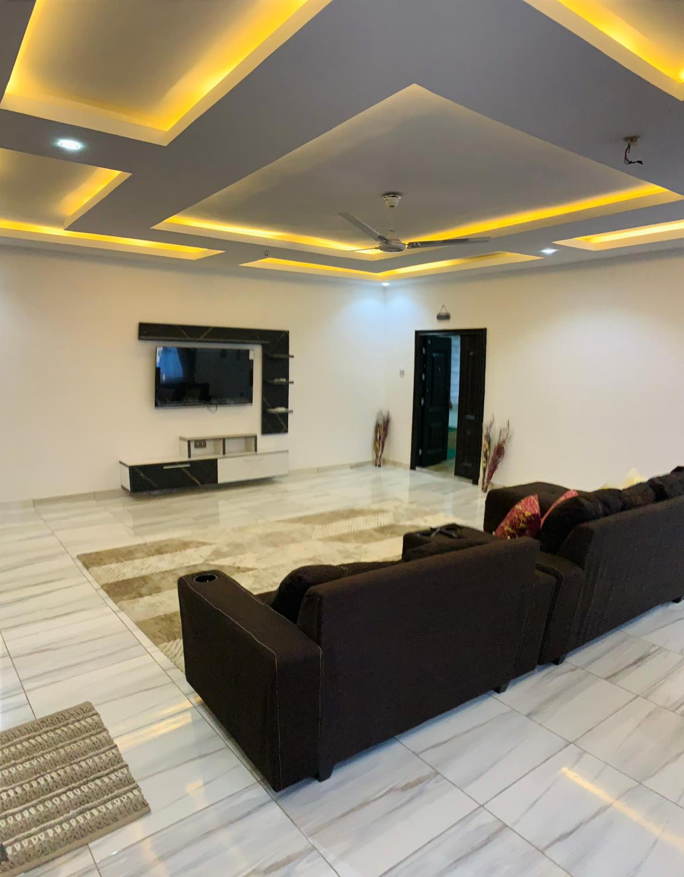 Apple Royal Apartments view 4