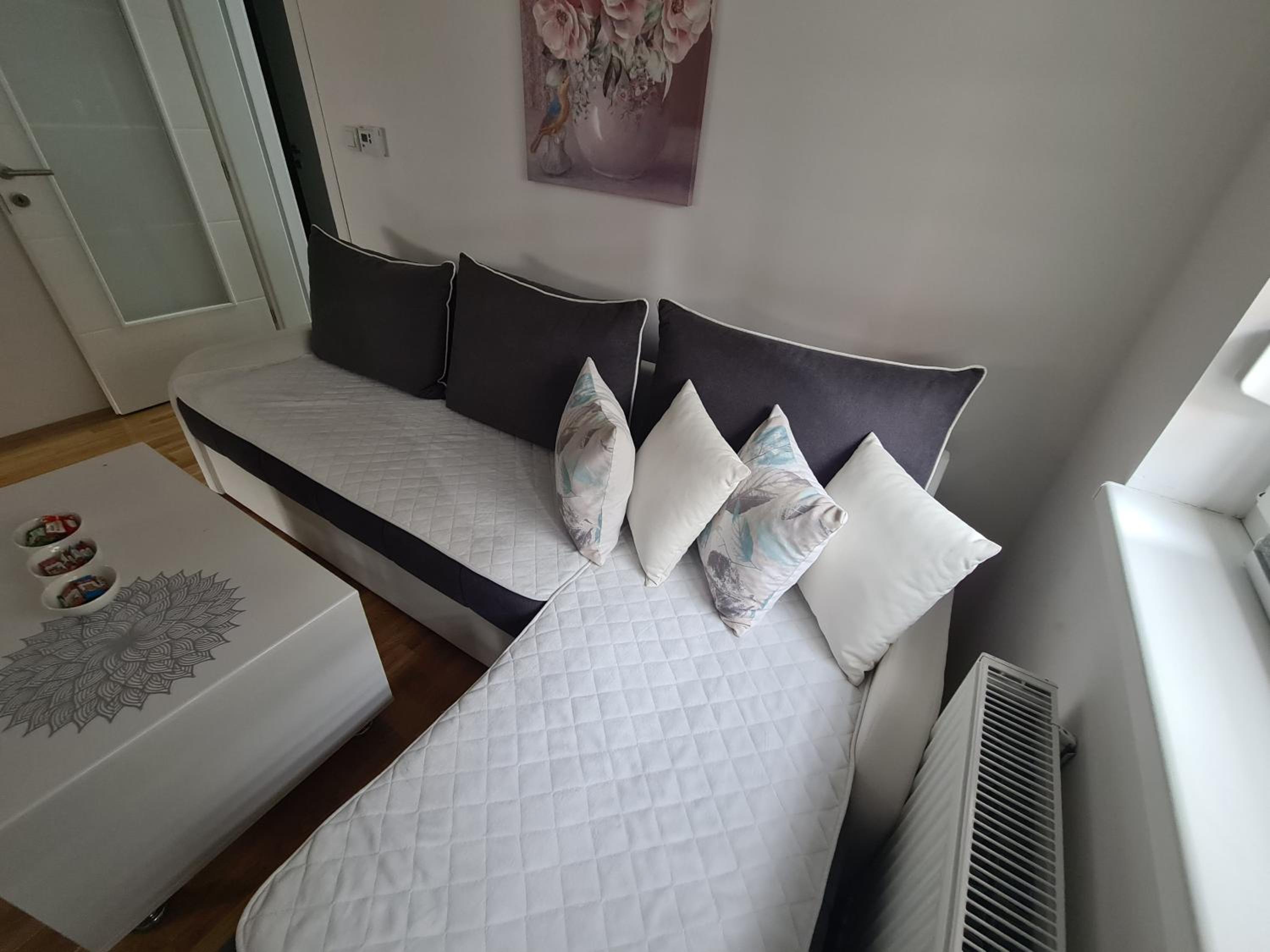 Apartman CRYSTAL view 2