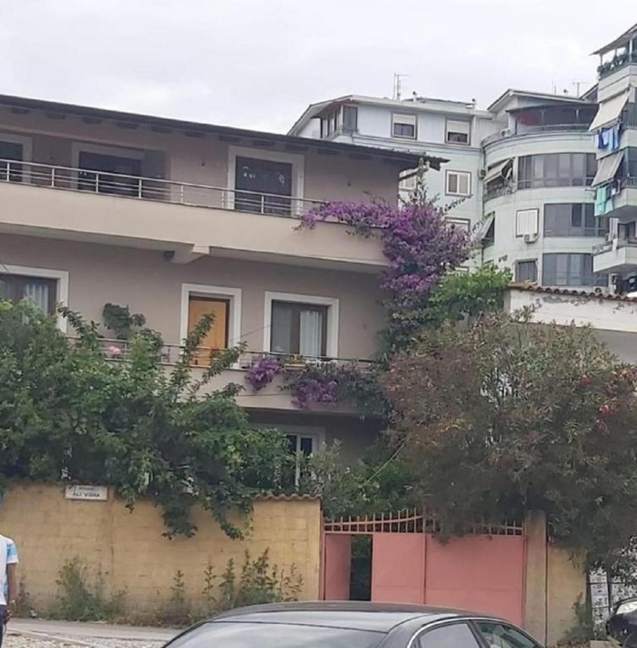 Flowers Guesthouse