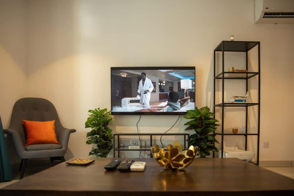 Paradise 1 bedroom Apartment @Embassy Gardens