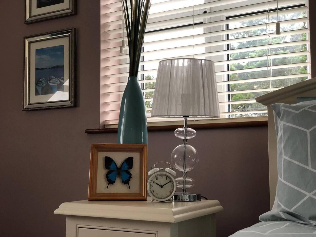 Connemara. 3 Bedroom, 8 bed, Holiday home view 2