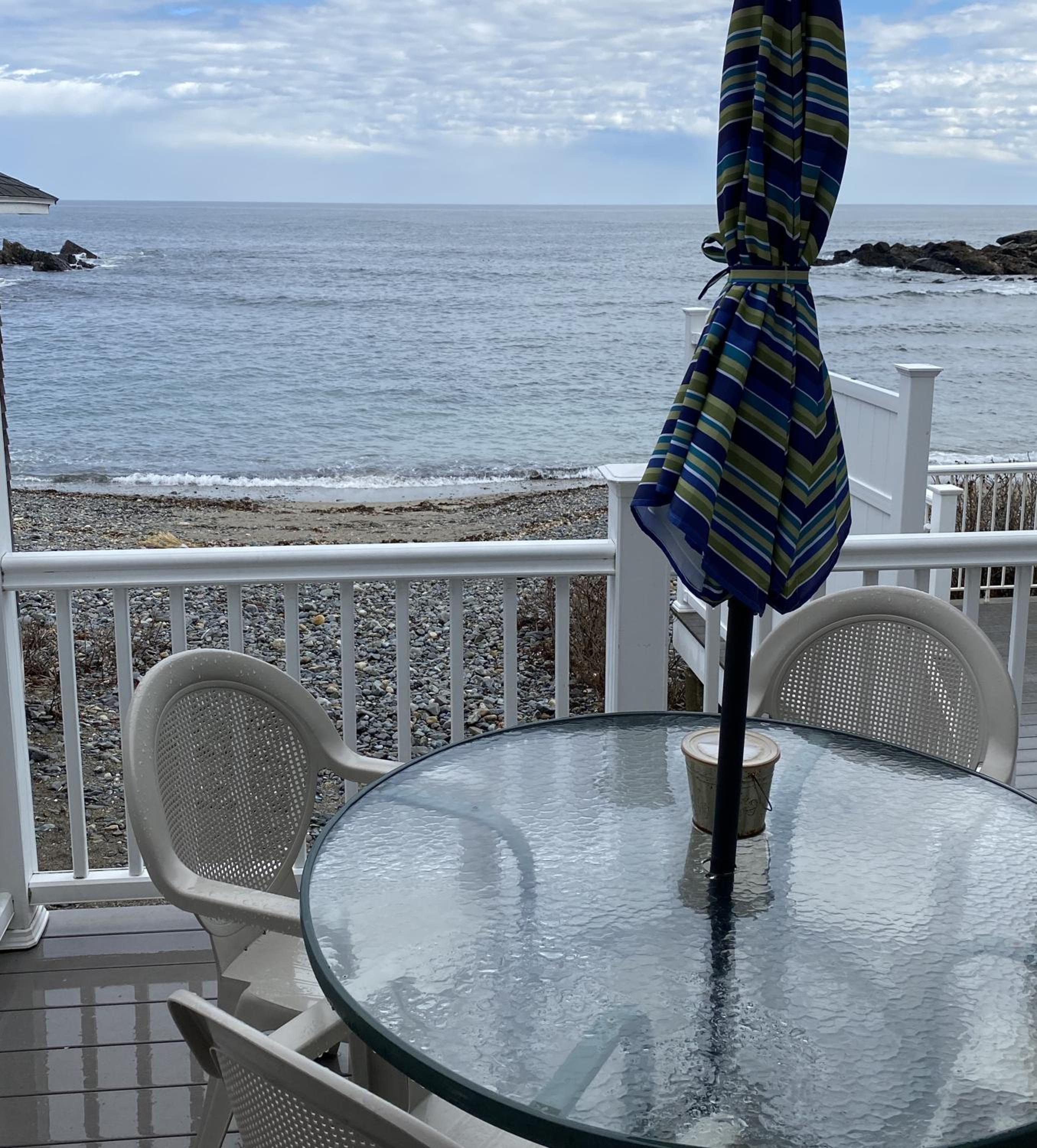 Perkins Cove Oceanfront Cottage