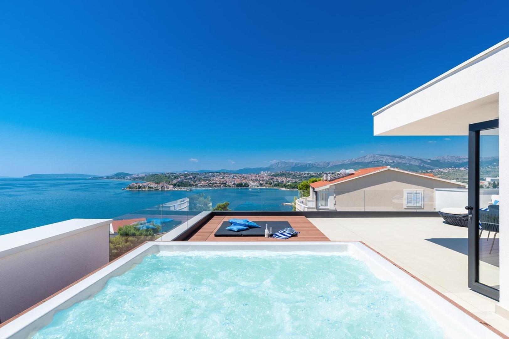 Superb Villa Meliora view 2
