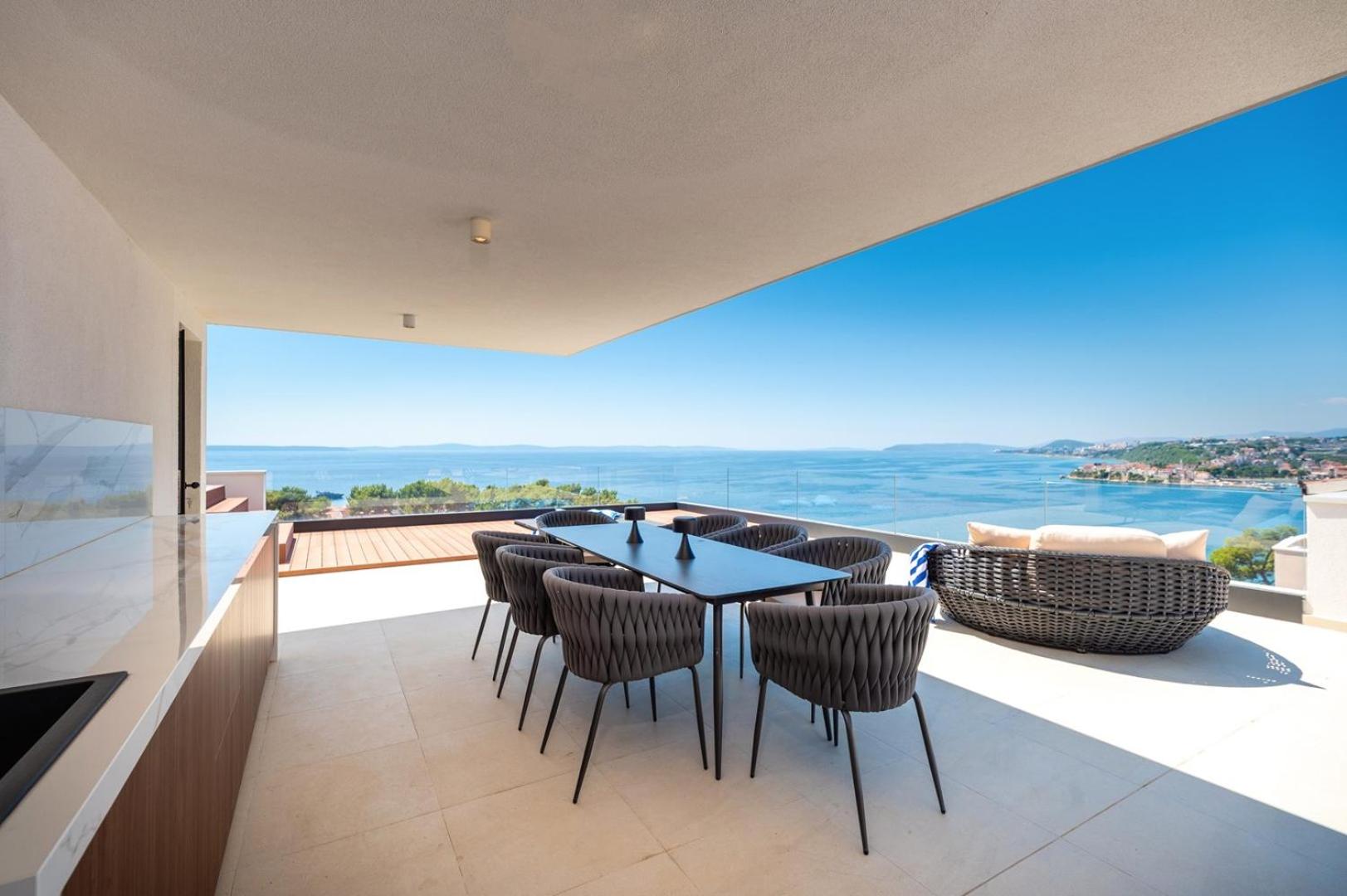 Superb Villa Meliora view 3