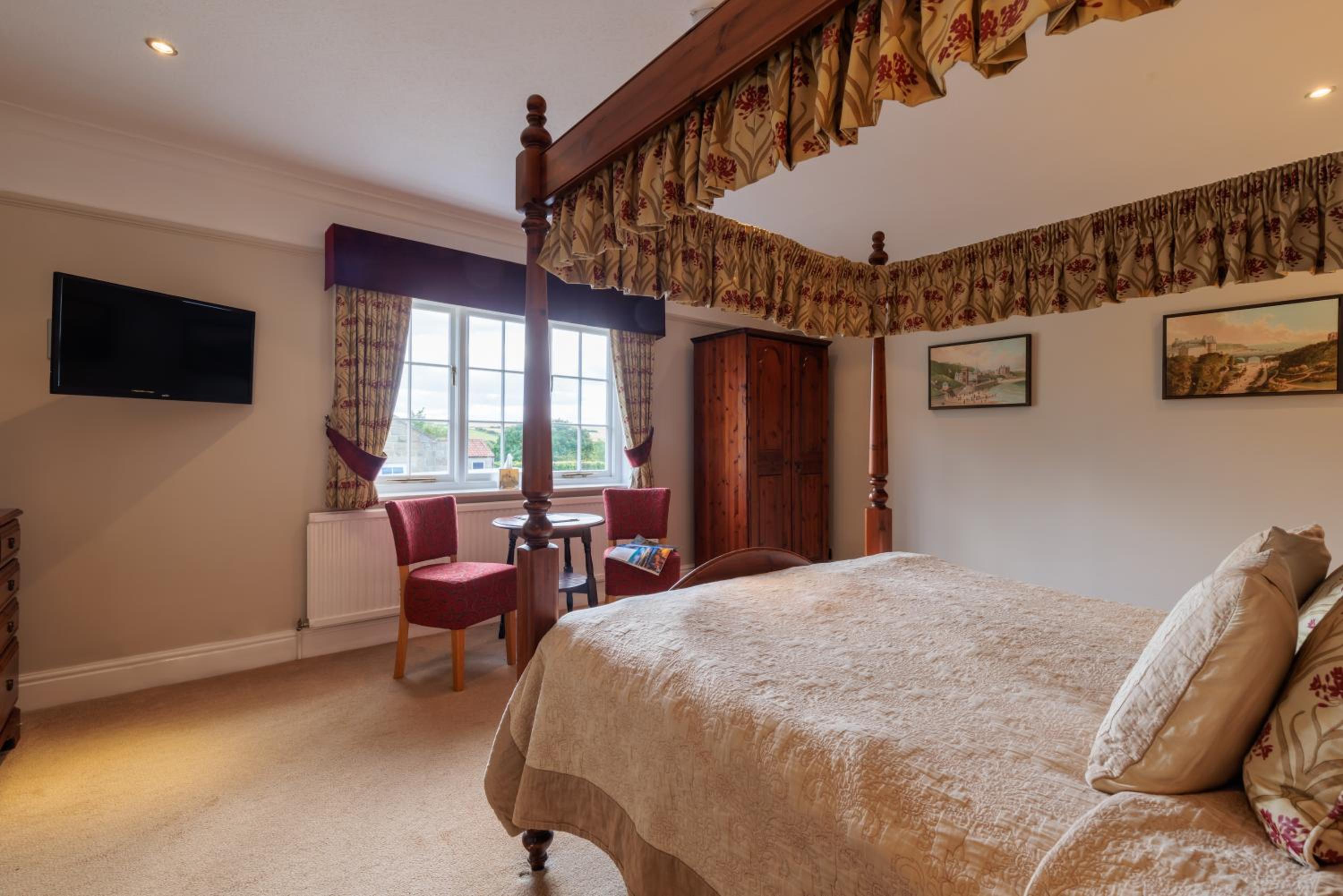 Blacksmiths Arms Inn
