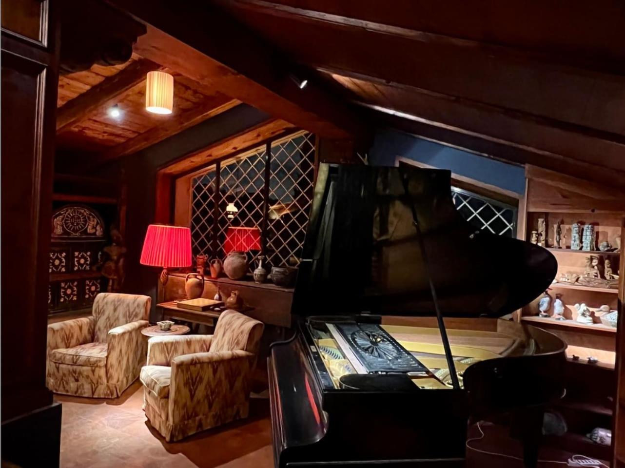 lounge