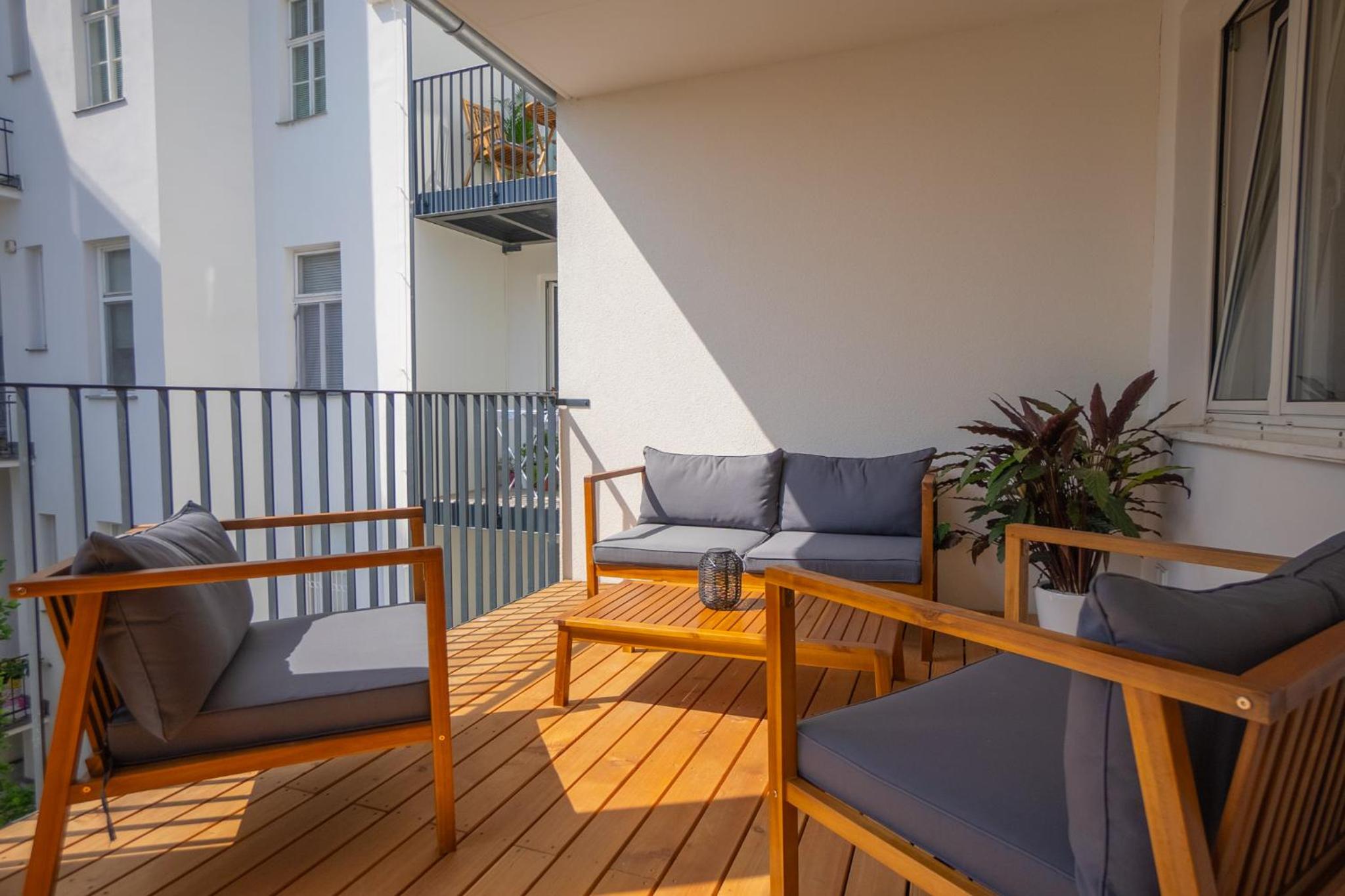 Bright stylish apartment with a huge terrace in a top location