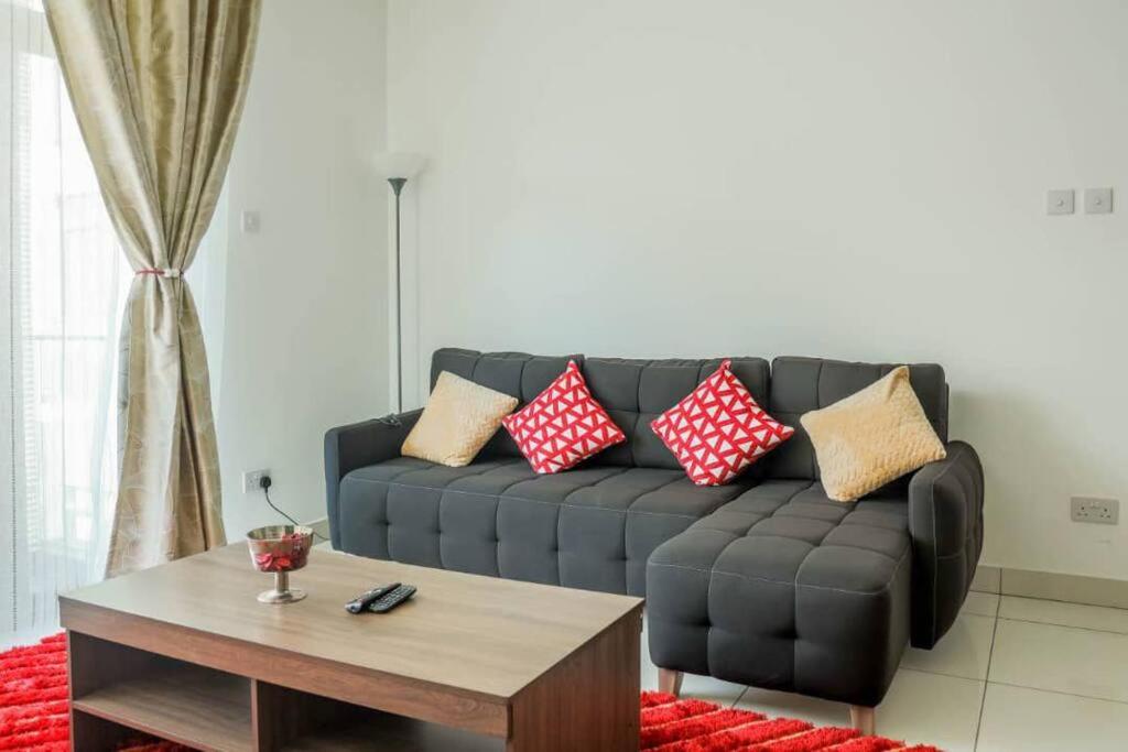Pool View Apartment @Embassy Gardens view 5
