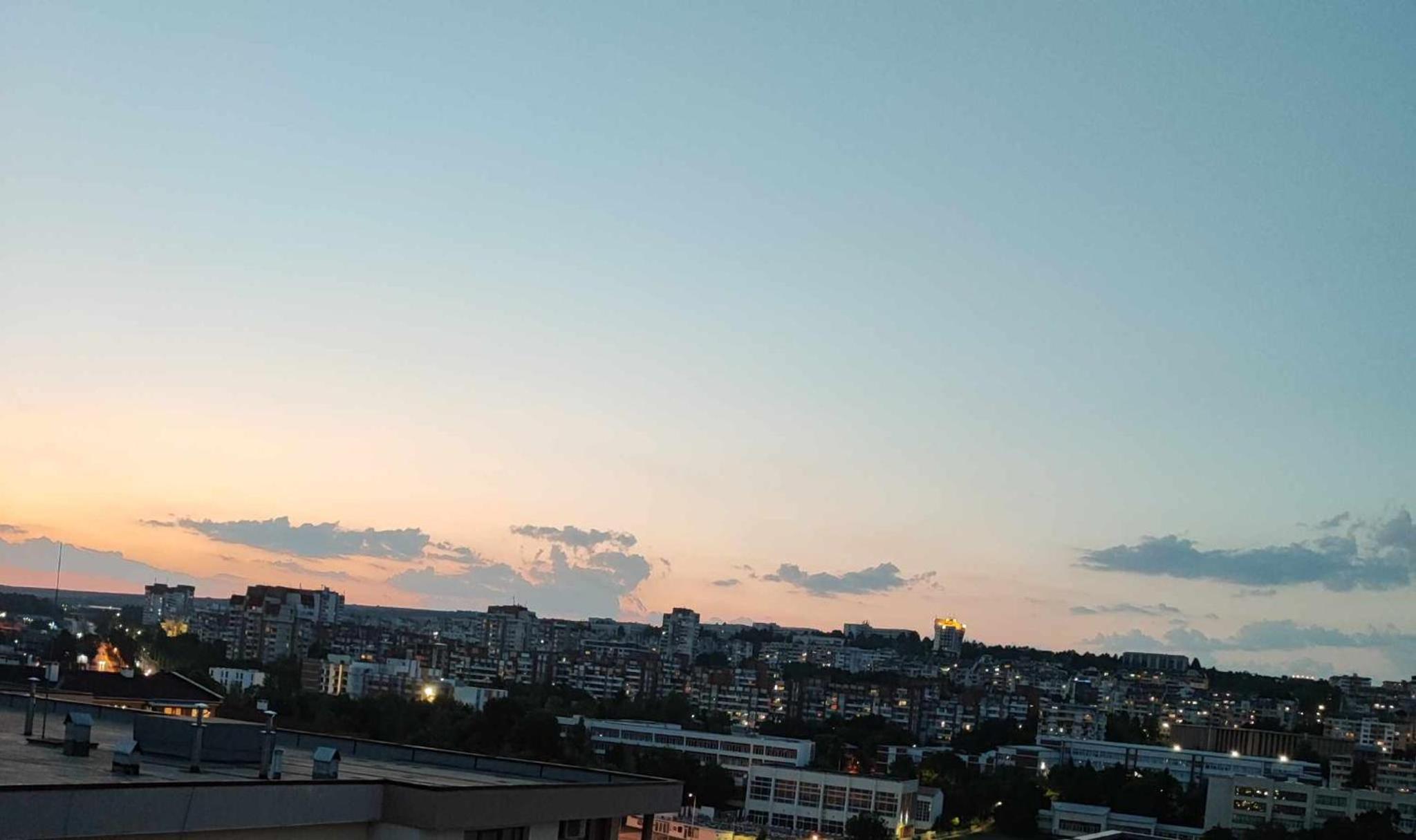 DB Luxury Apartment перфектен за двойки и уикенд почивка