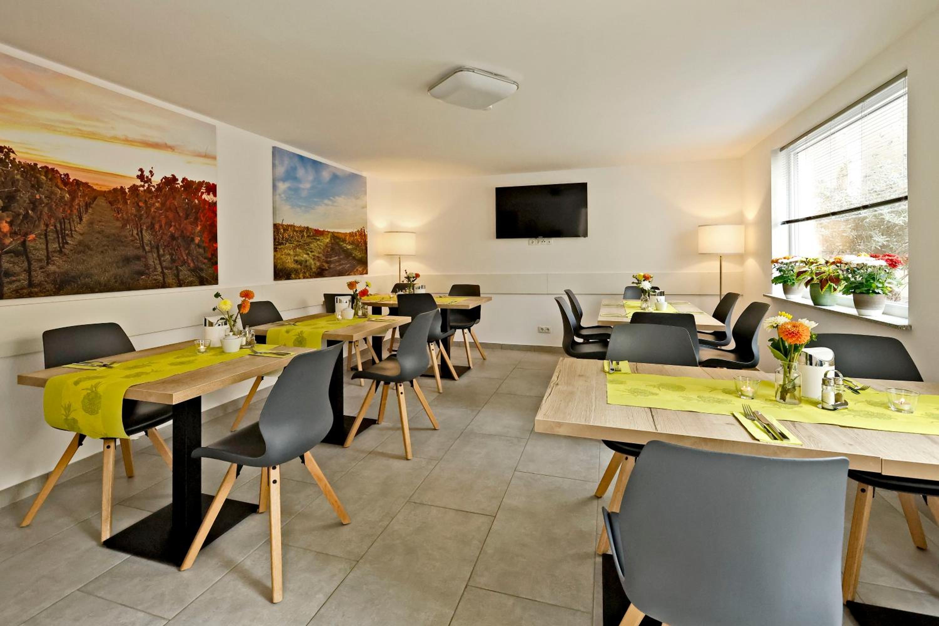 Vinotel Weinstrasse