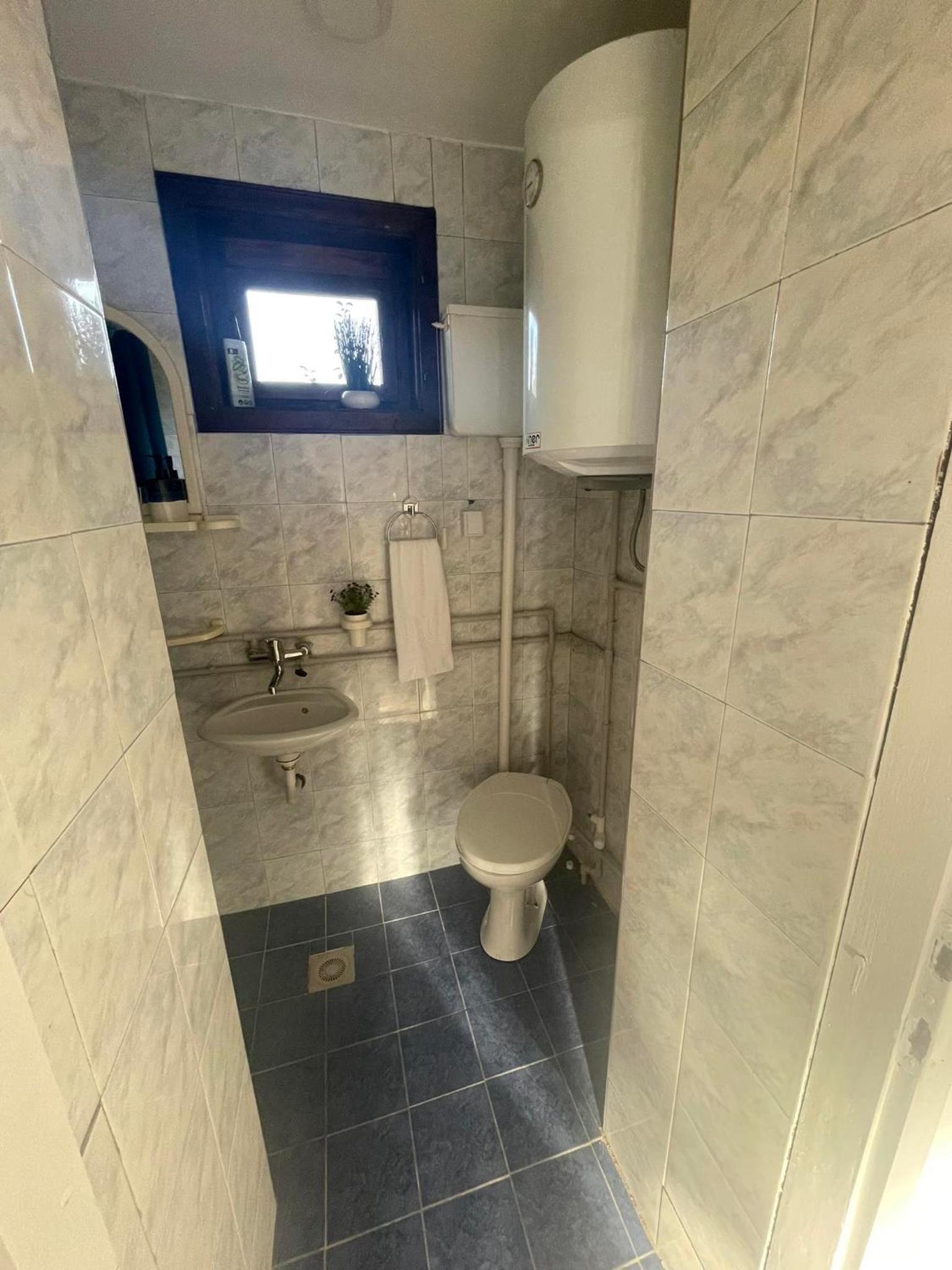 Photo 65
