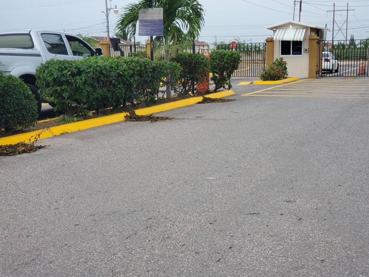 1-Bed House Sleeps 2 in Secure Community view 4