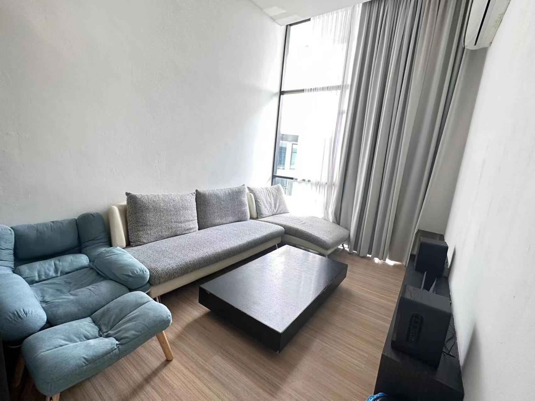 The Floorspace DeLoft Emporium Duplex Apartment photo 7