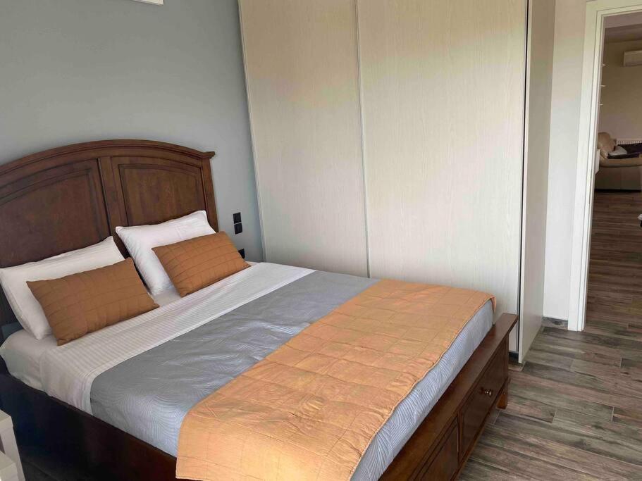 Dazzling and stylish 2BR Apartment photo 2