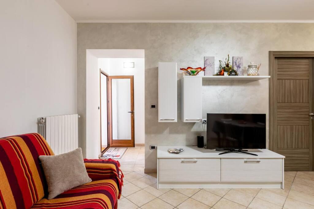 Casa Relax nel Borgo - Cortile privato & parcheggio - Specchia view 4