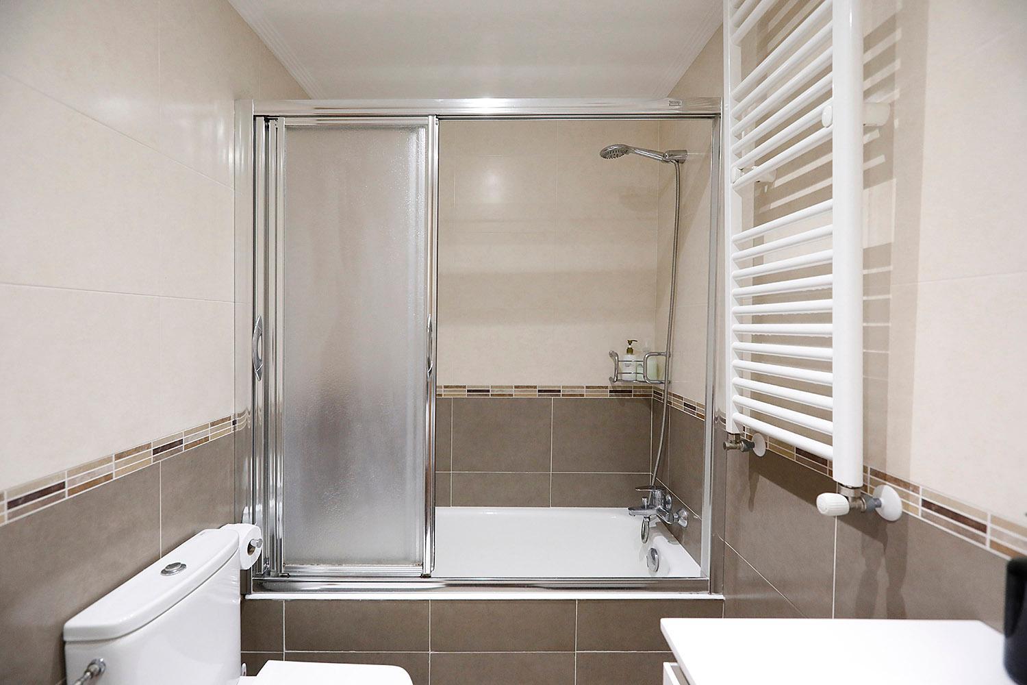 San Sebastian Orio apartment on the beach garage