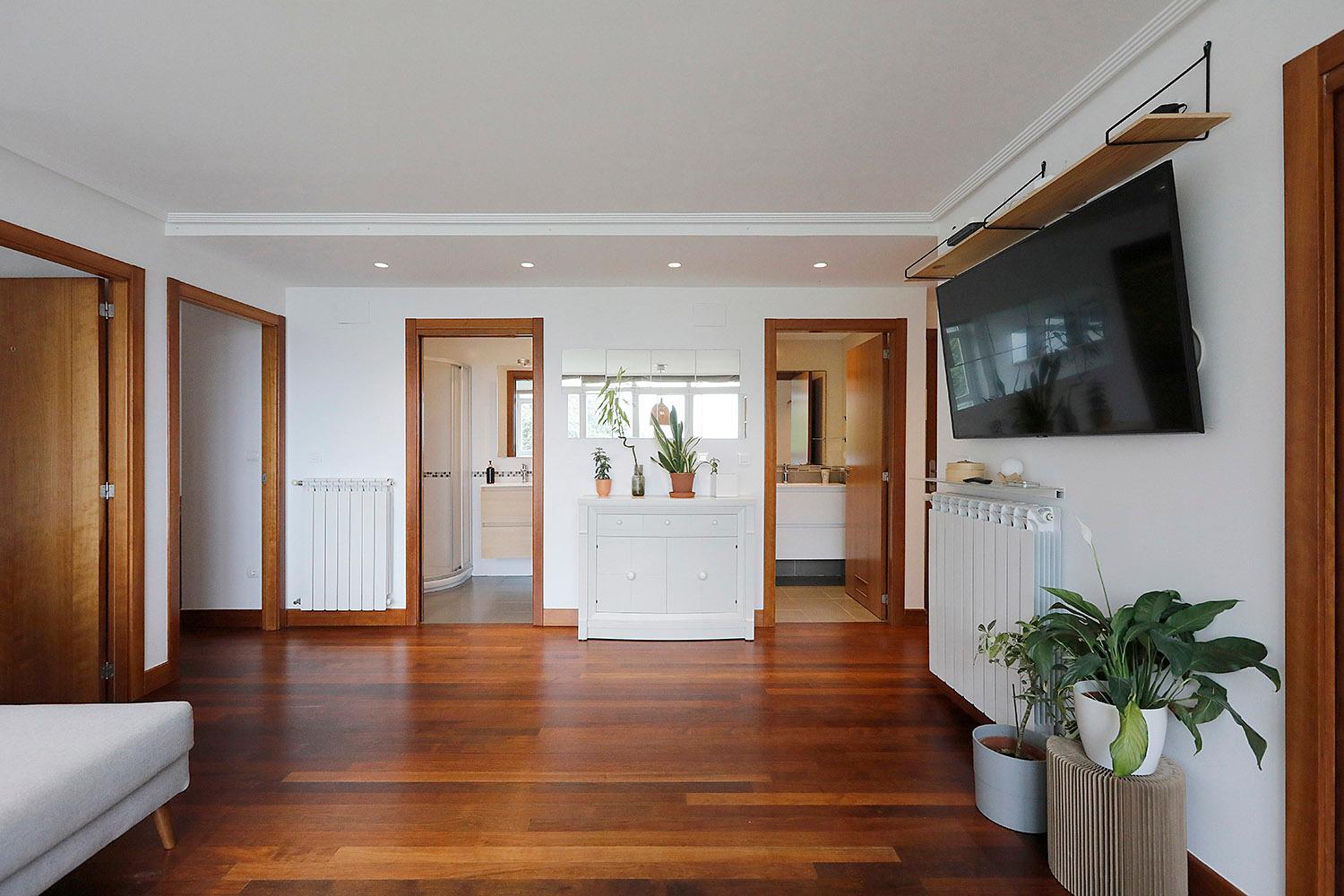 San Sebastian Orio apartment on the beach garage