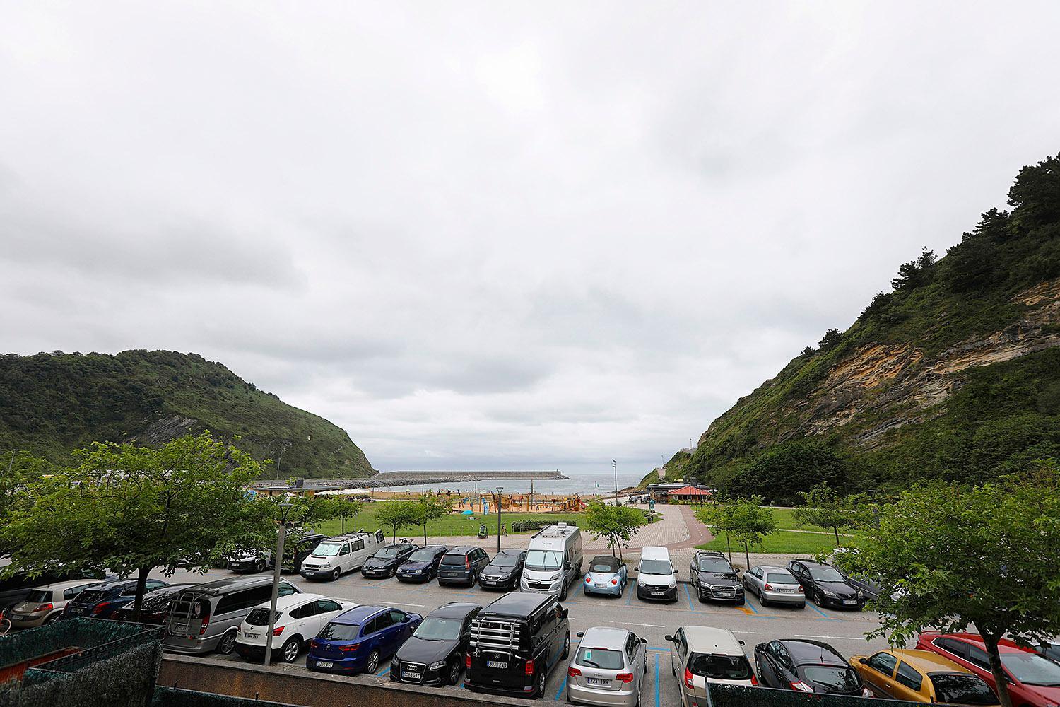 San Sebastian Orio apartment on the beach garage