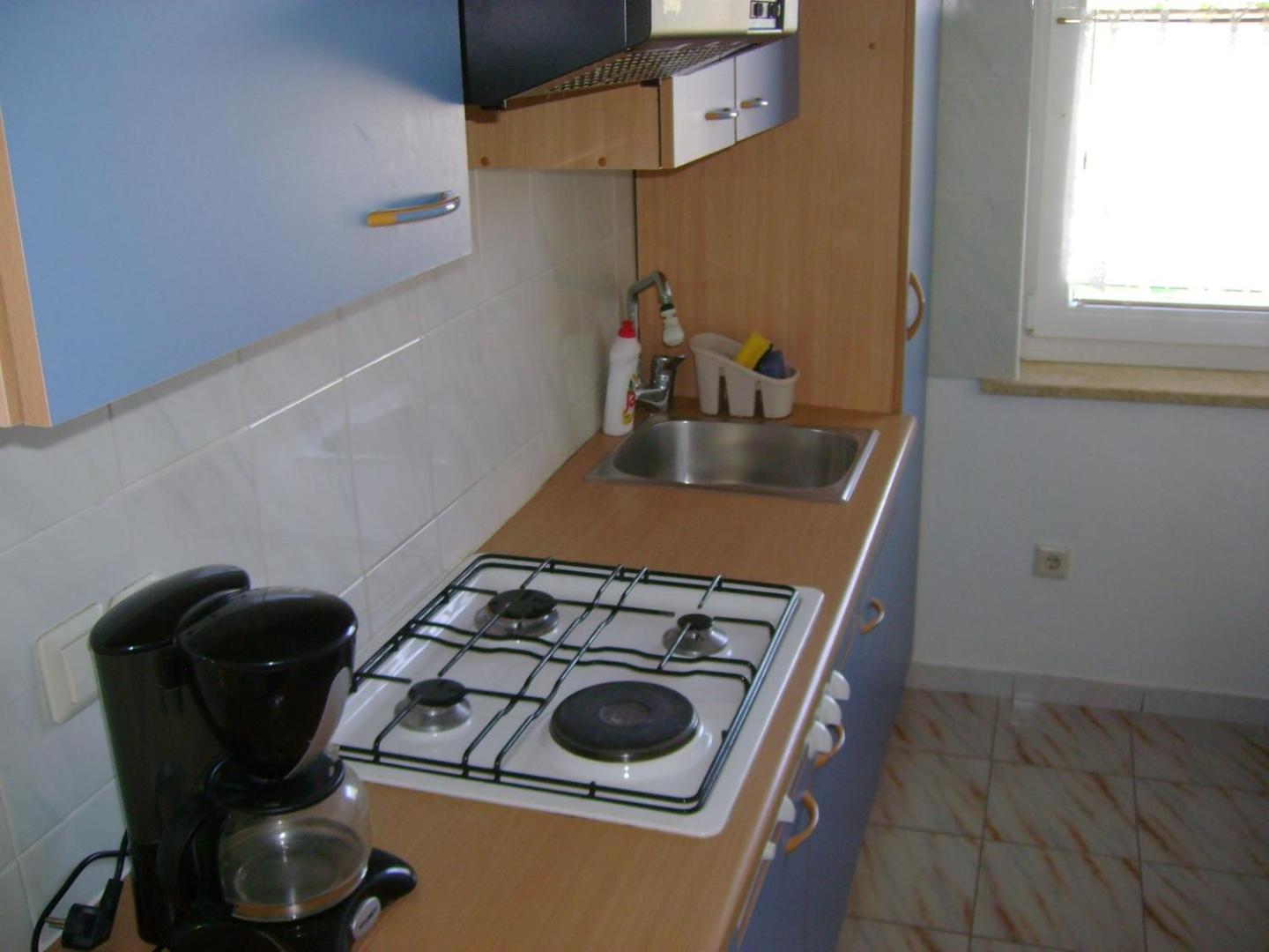 Photo 100