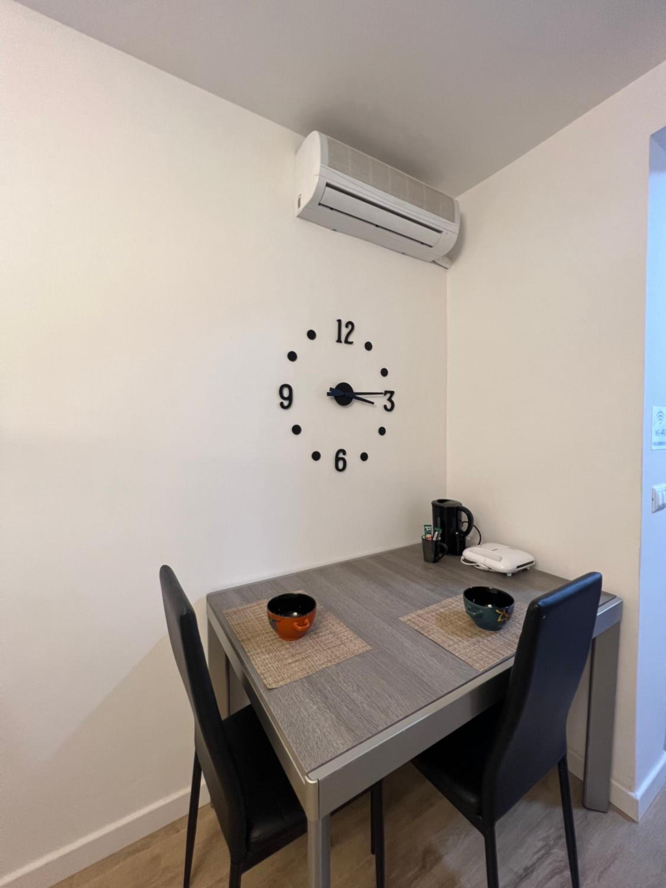 New Bazaar Cane Apartment 3