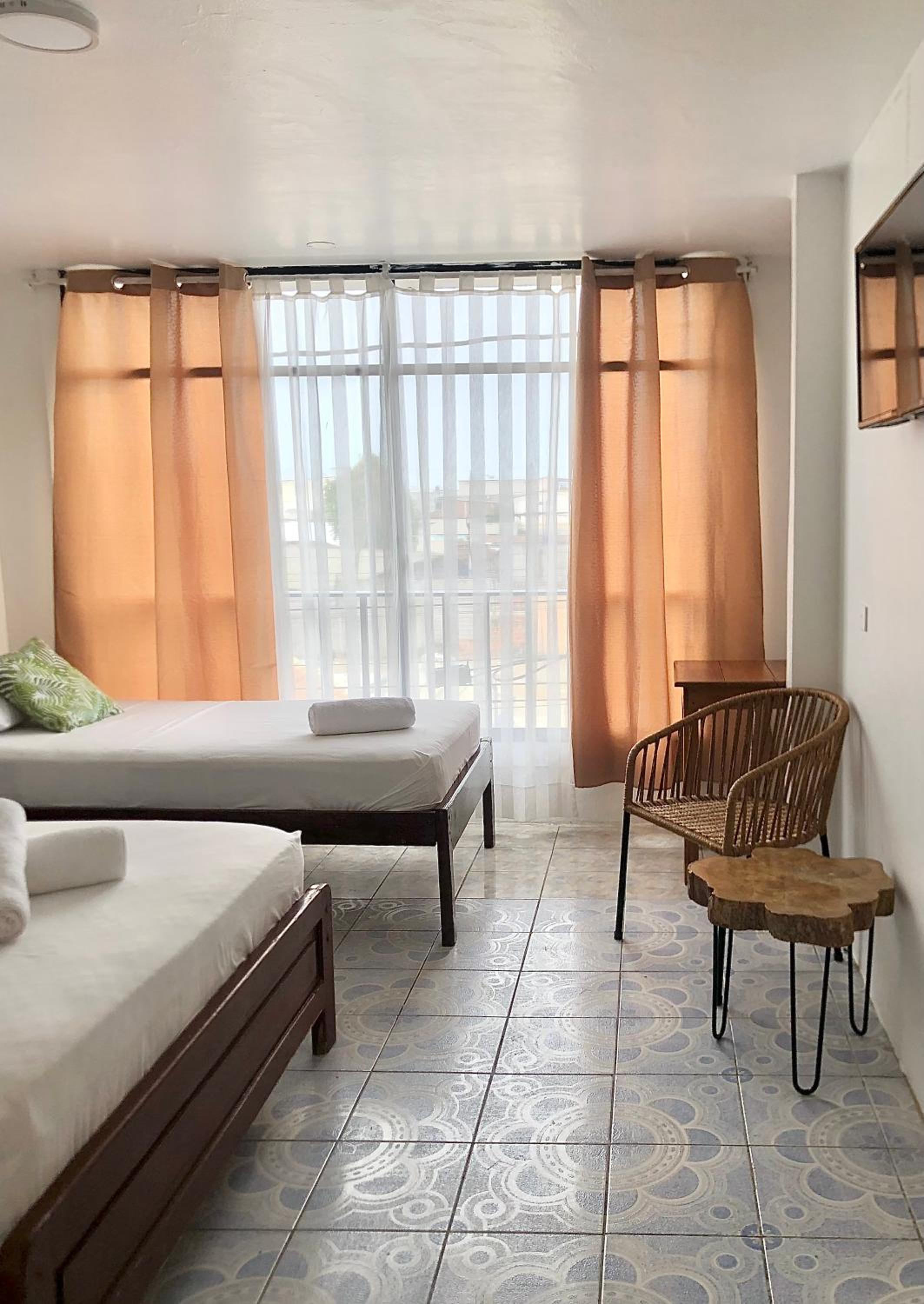 HOTEL PLAYAS PERDERNALES ECUADOR