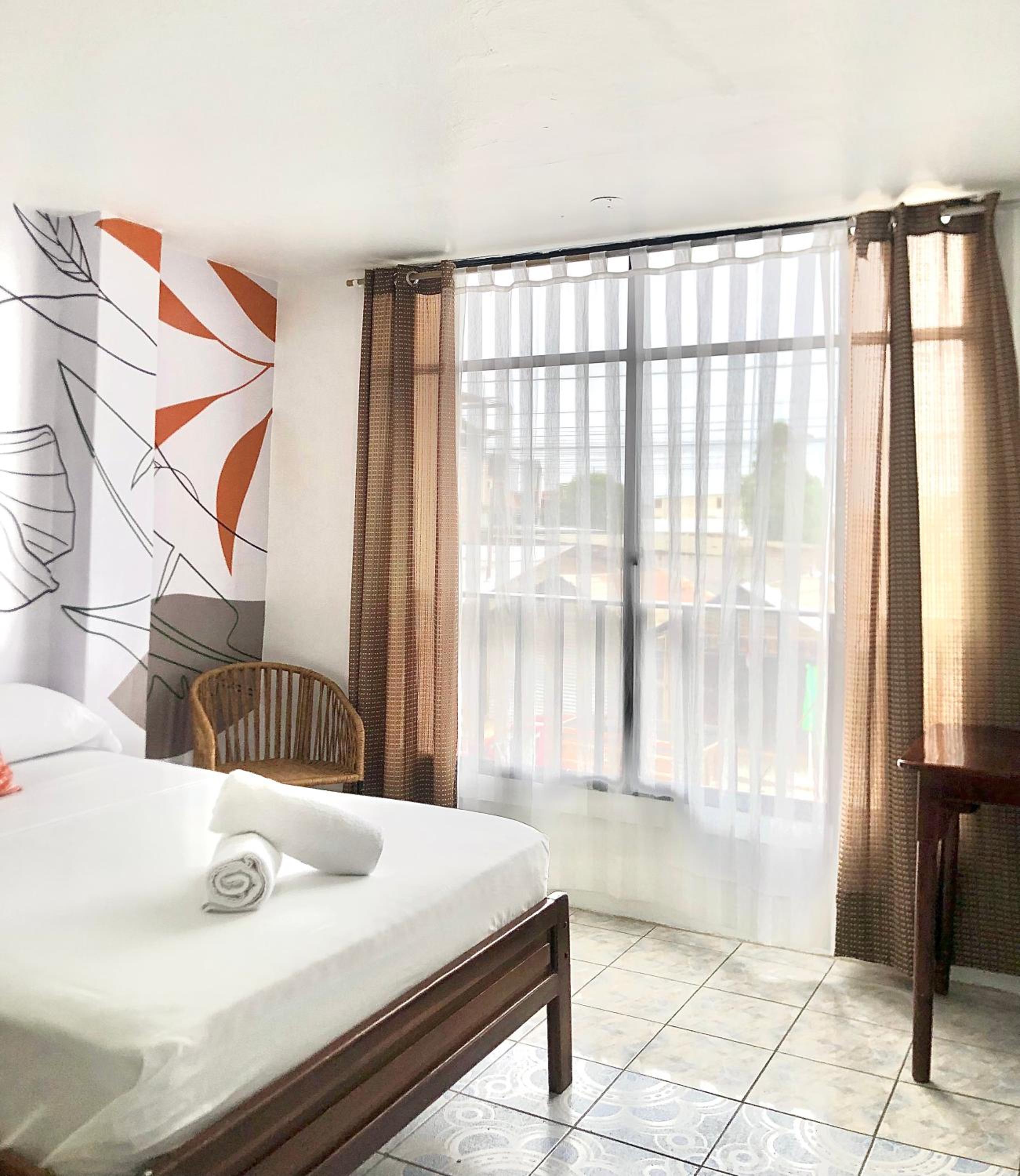 HOTEL PLAYAS PERDERNALES ECUADOR